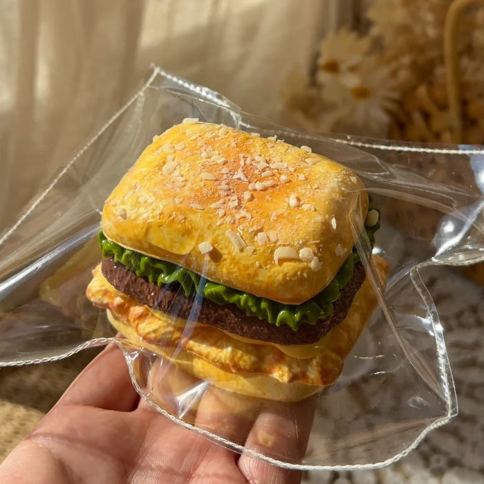 LuLu鹿🦌「クランブルの四角いビーフバーガー」 Squishy stress relief toy