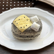 【Black Sesame Cheesecake (with Marshmallow)】Squishy Stress Relief Toy