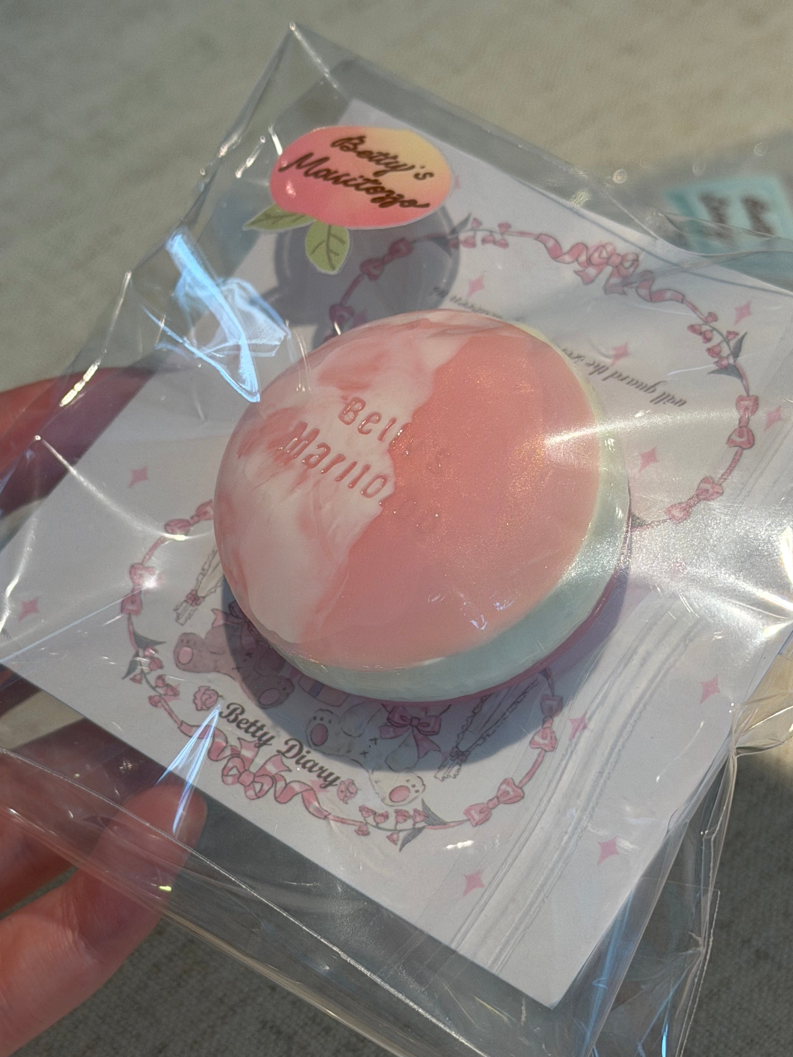Betty Diary🥯「ミニピーチクリームパン」 Squishy stress relief toy