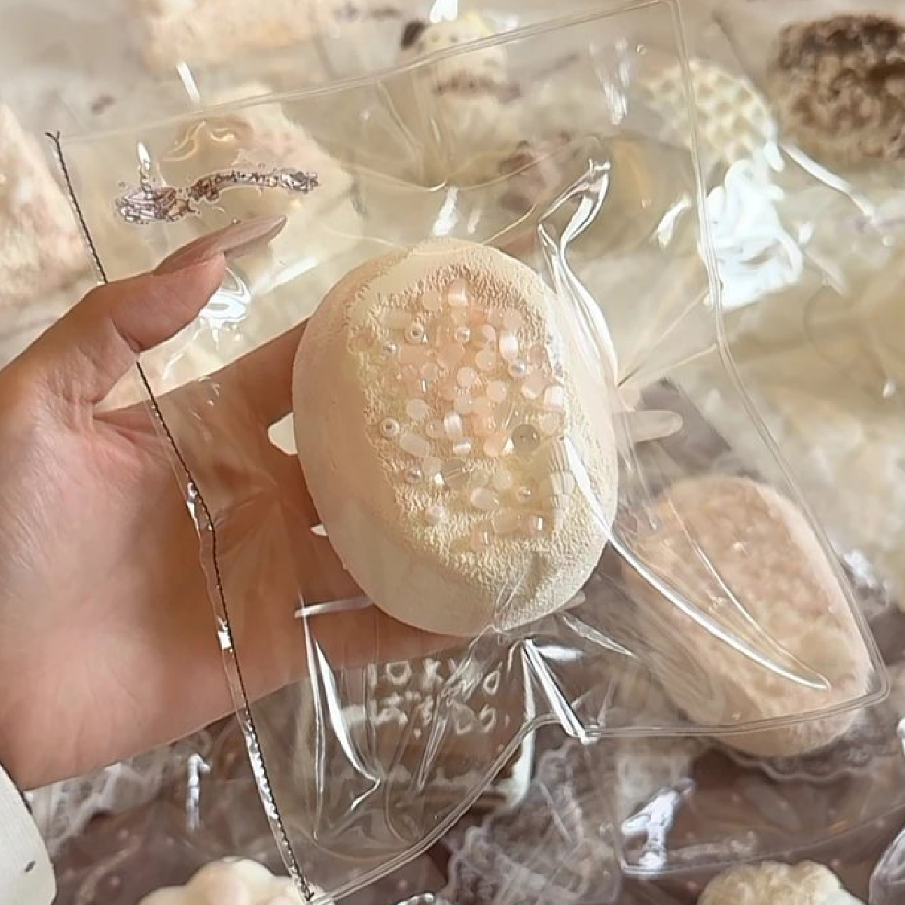 砕砕砕クッキー Studio「ベルベットせんべい」 Squishy stress relief toy
