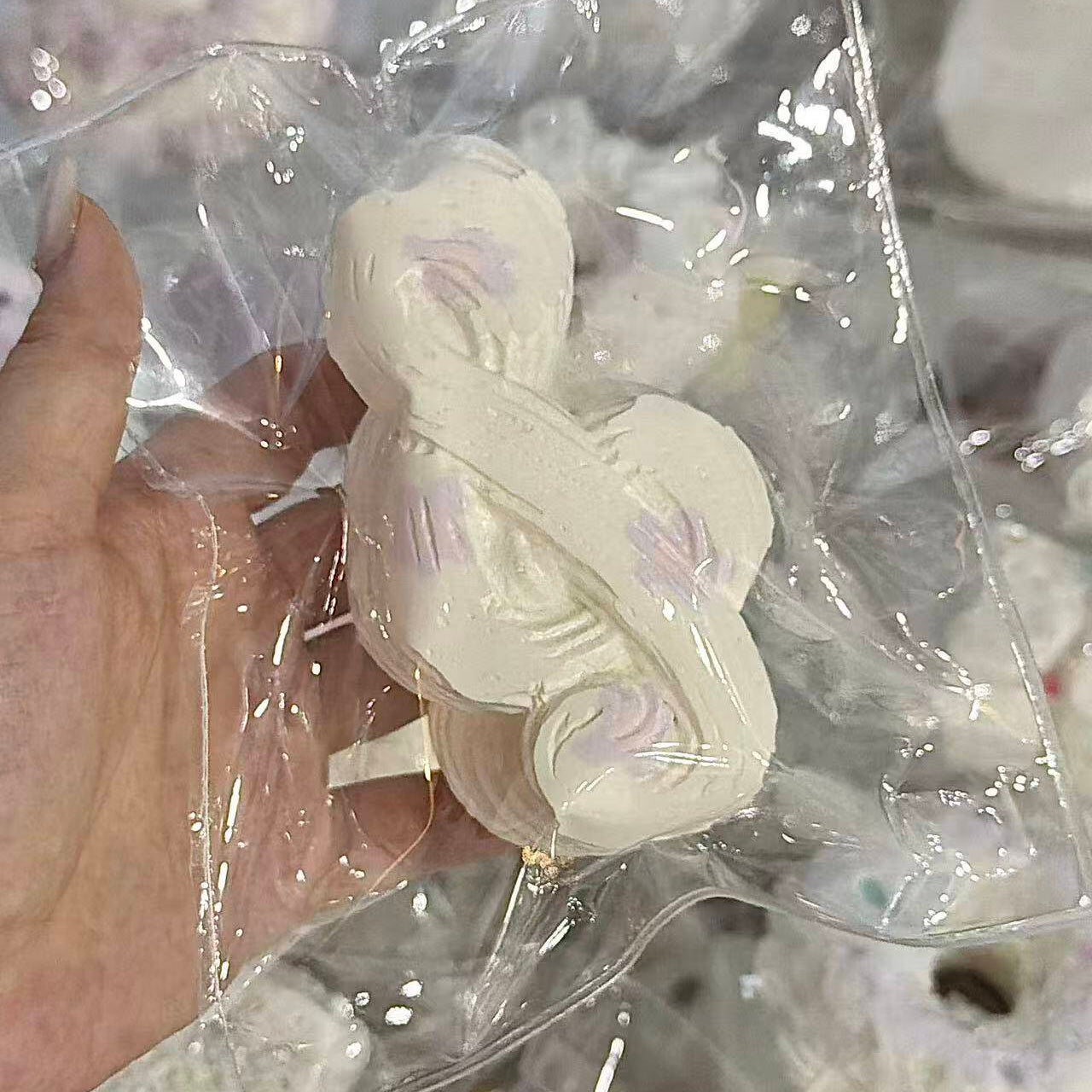 Duozai studio【floral musical notes】Squishy stress relief toy