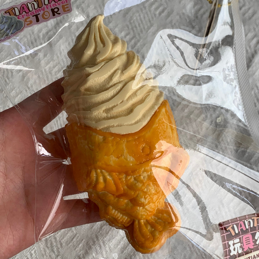 TianTian Studio【バニラアイスたい焼き】 Squishy stress relief toy