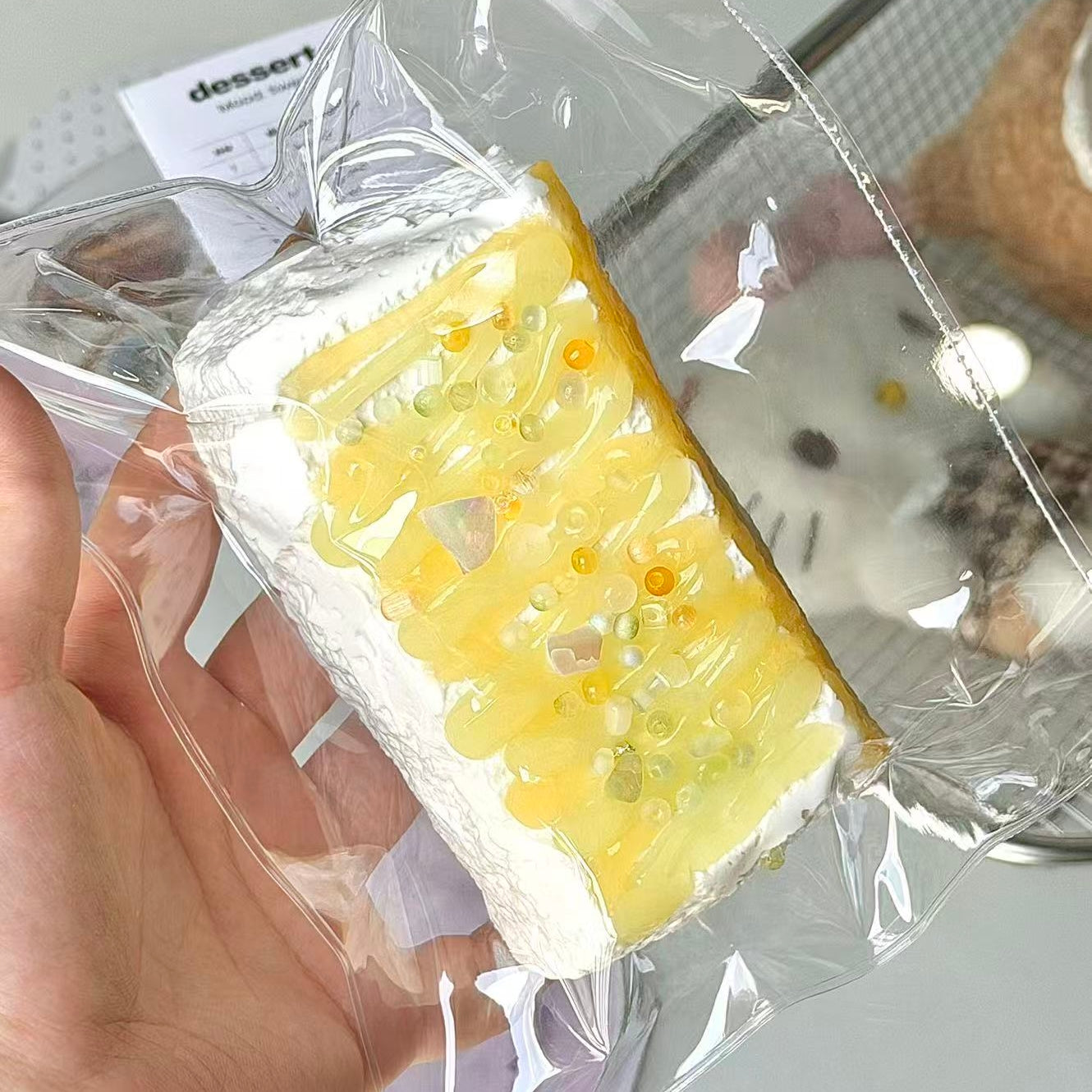 Duozai【Grapefruit Tea Long‑shaped Toast】Squishy stress relief toy