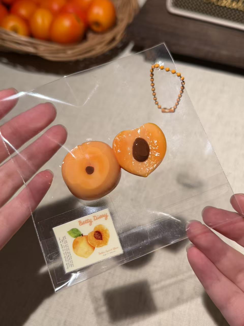 Betty Diary🍑「ちいさなあんず」 Squishy stress relief toy