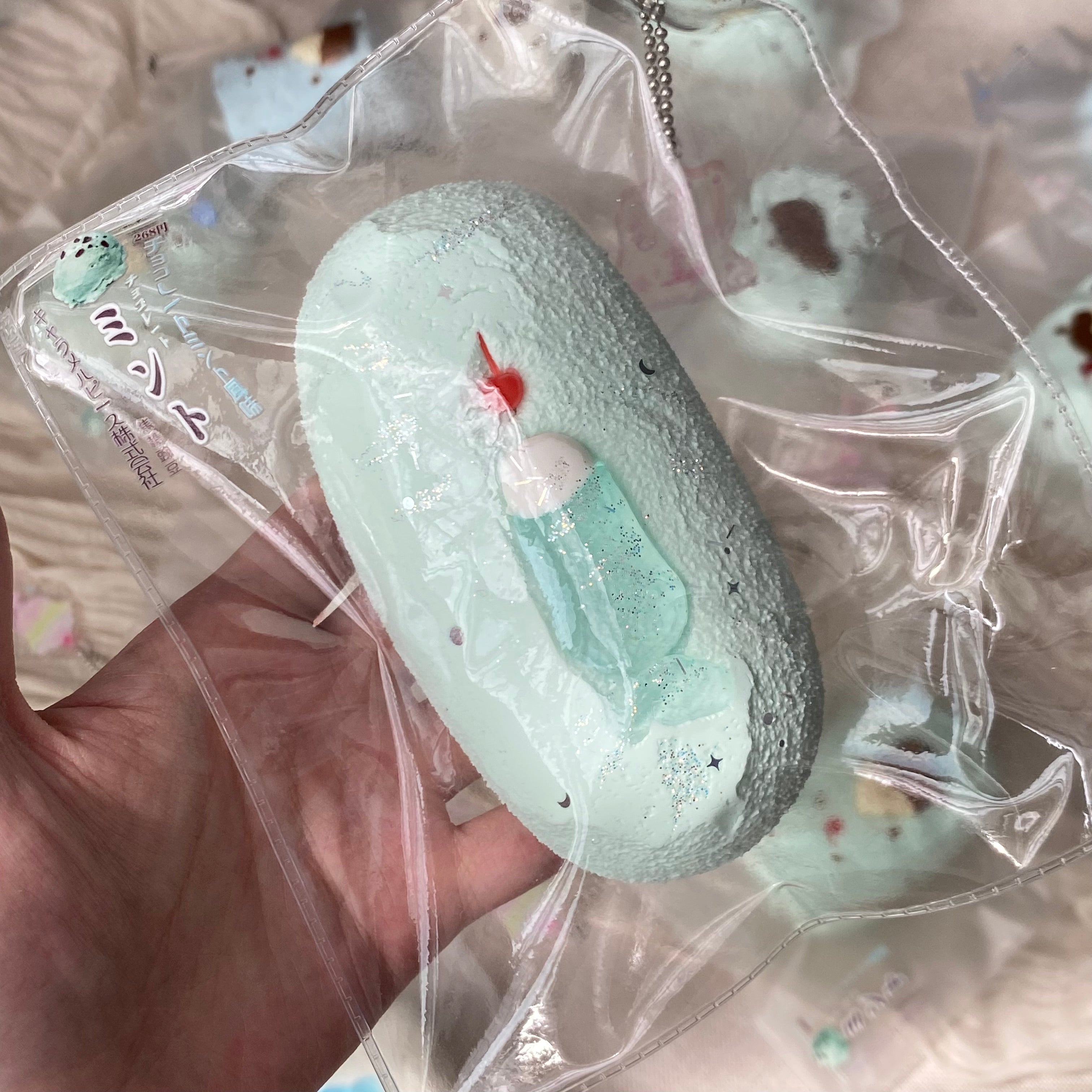 キャラメルピース Studio「ミント味ソーダロングトースト」 Squishy stress relief toy