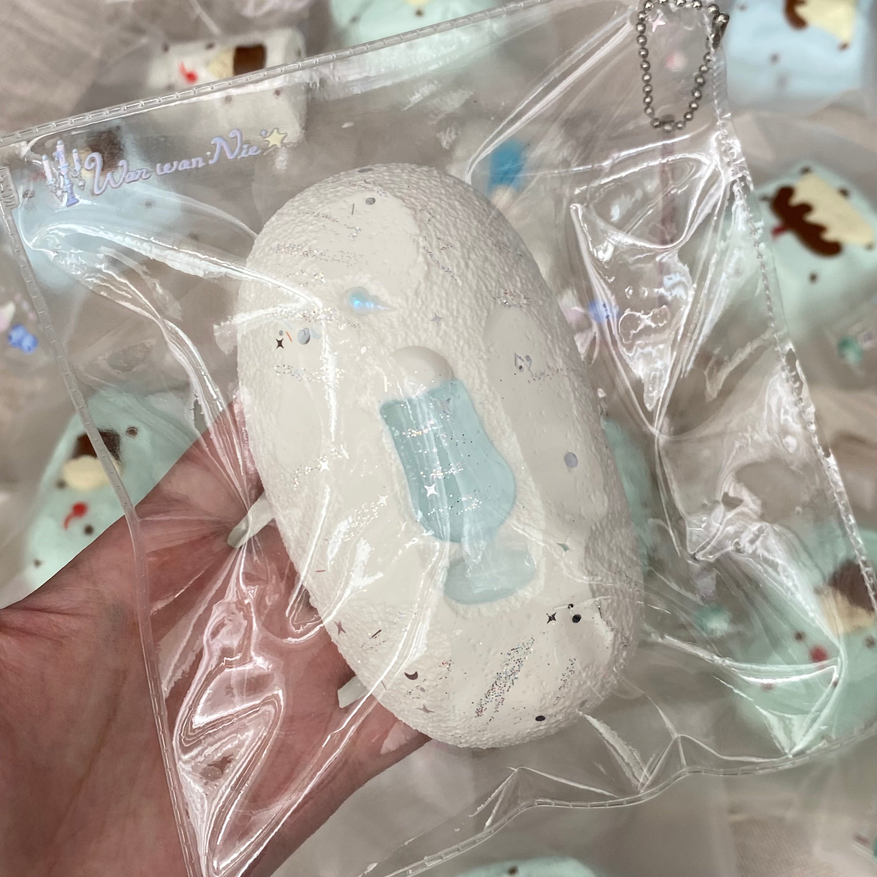 キャラメルピース Studio「ミルク味ソーダロングトースト」 Squishy stress relief toy