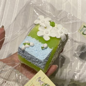 【Diagonally Sliced Jasmine Cream Toast】Squishy Stress Relief Toy