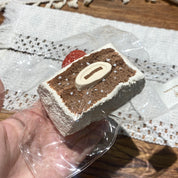 【Strawberry Toast with Chocolate Chips】Squishy stress relief toy