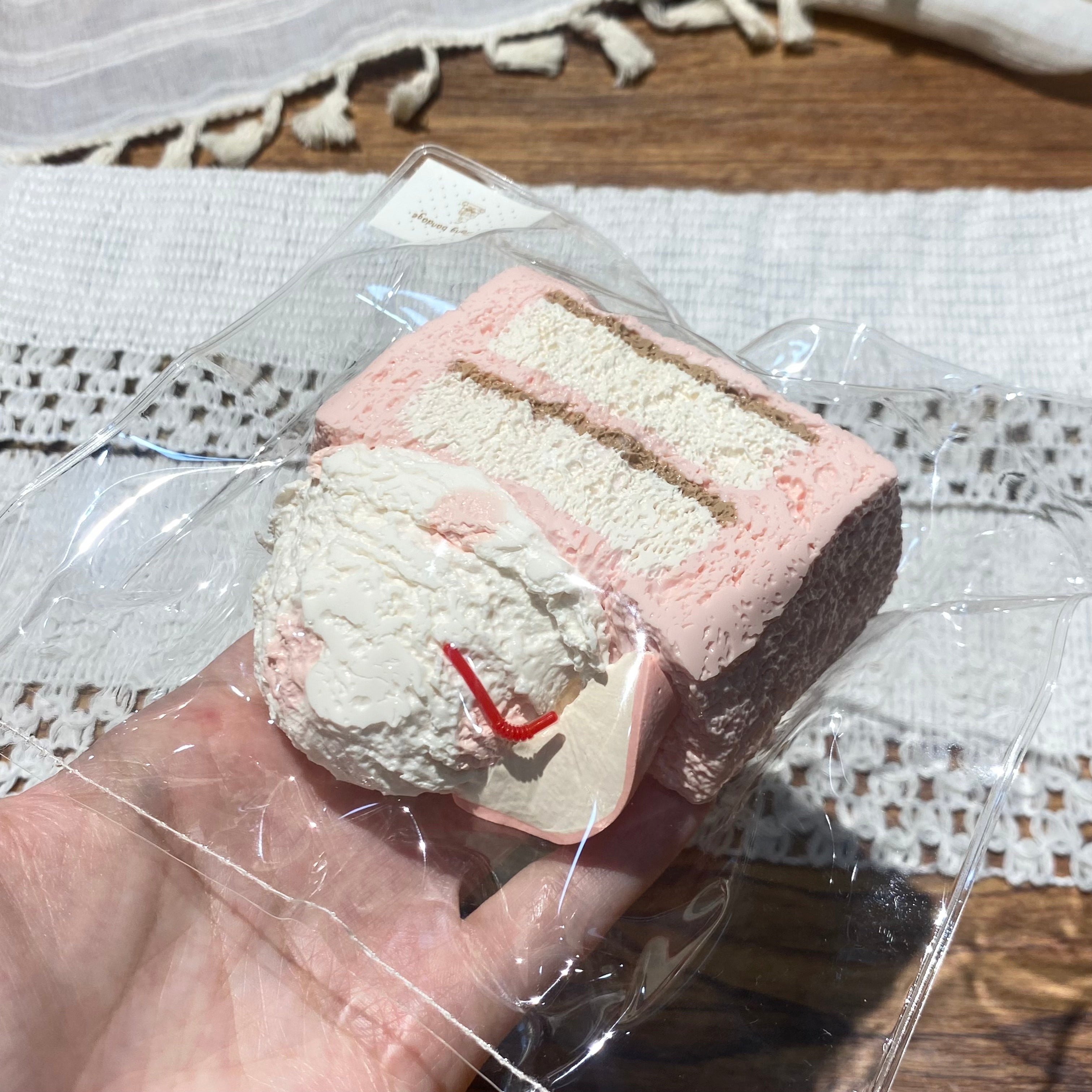【Ice Cream Peach Toast】Squishy stress relief toy