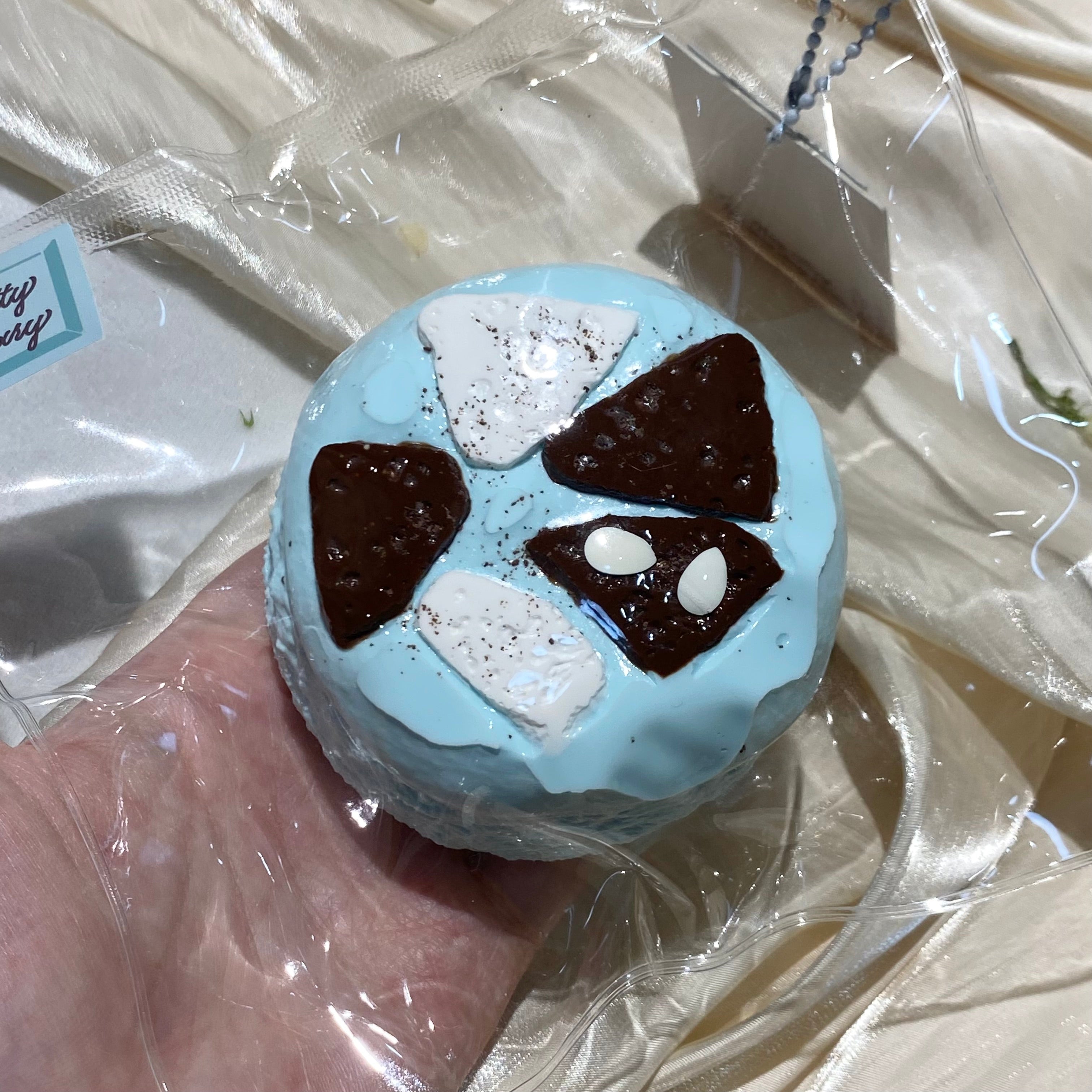 【Yaki Coconut Chocolate Mint Bread】Squishy stress relief toy