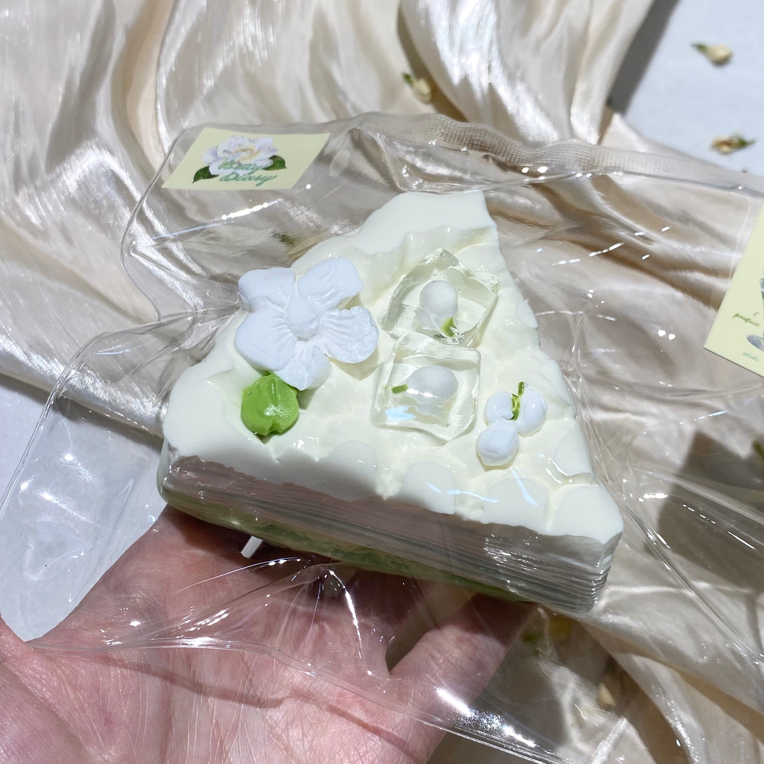 【Jasmine Jelly Mille-feuille Cut Cake】 Squishy Stress Relief Toy