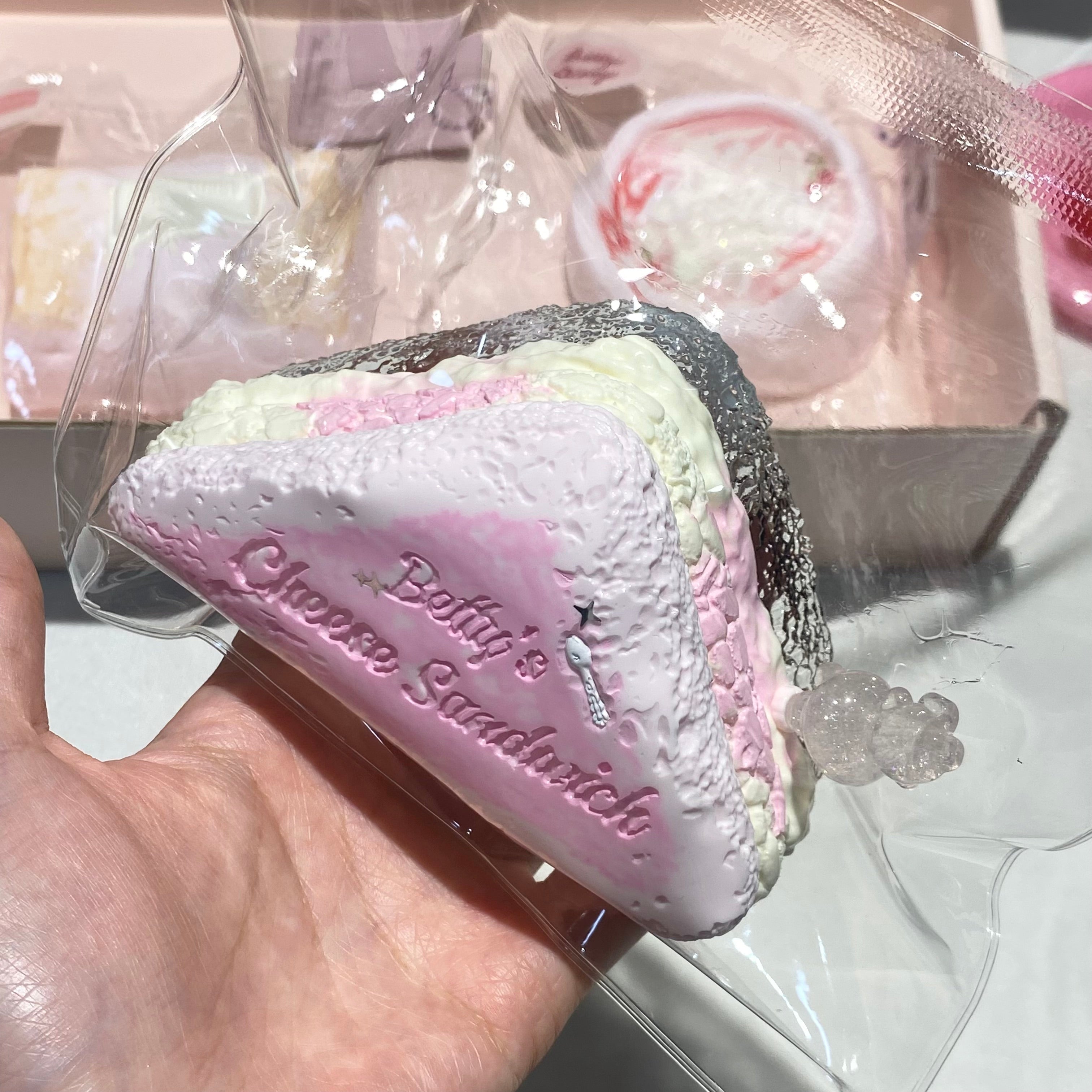 【Pink Double-Sided Sandwich】Squishy stress relief toy