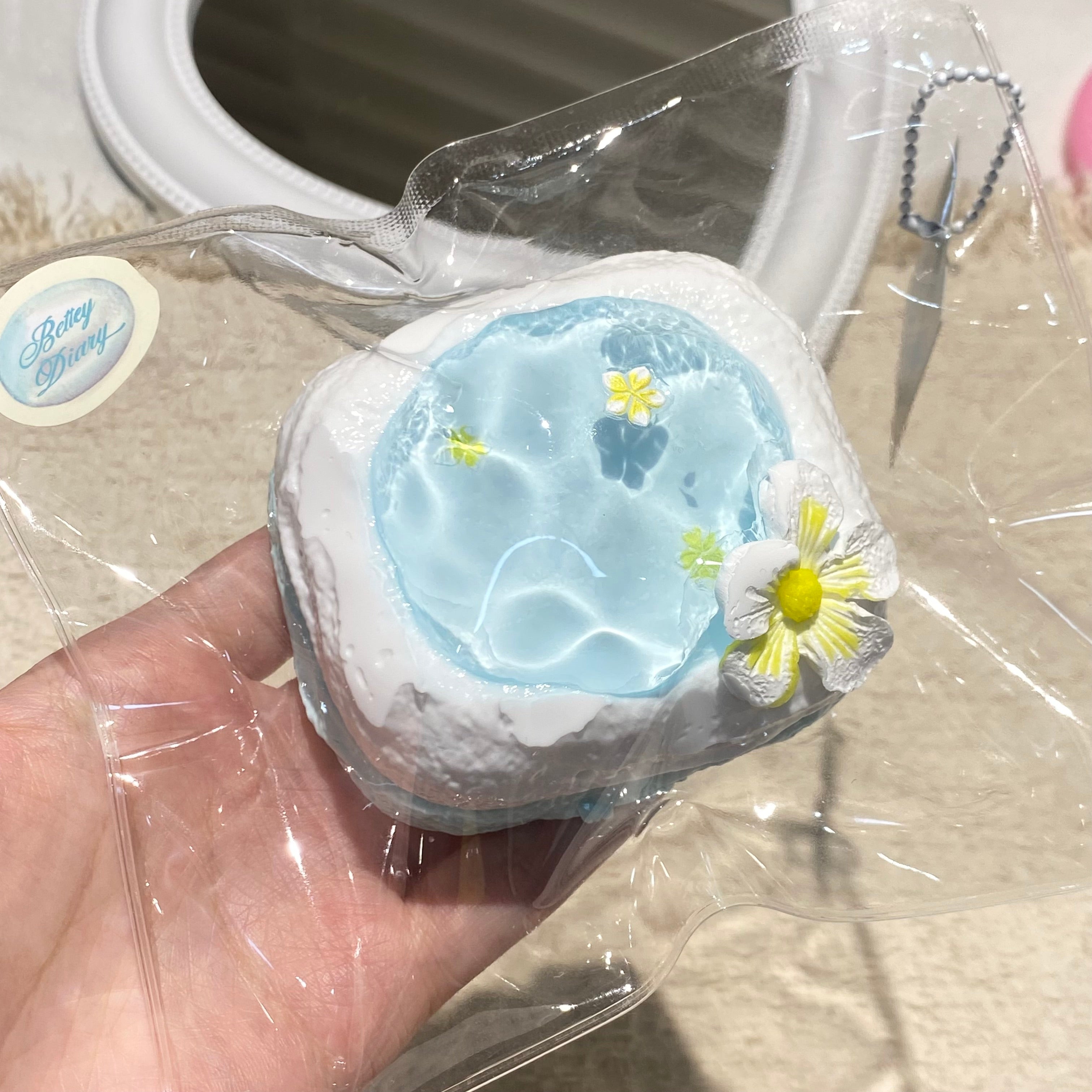 【Summer swimming pool】Squishy Stress Relief Toy