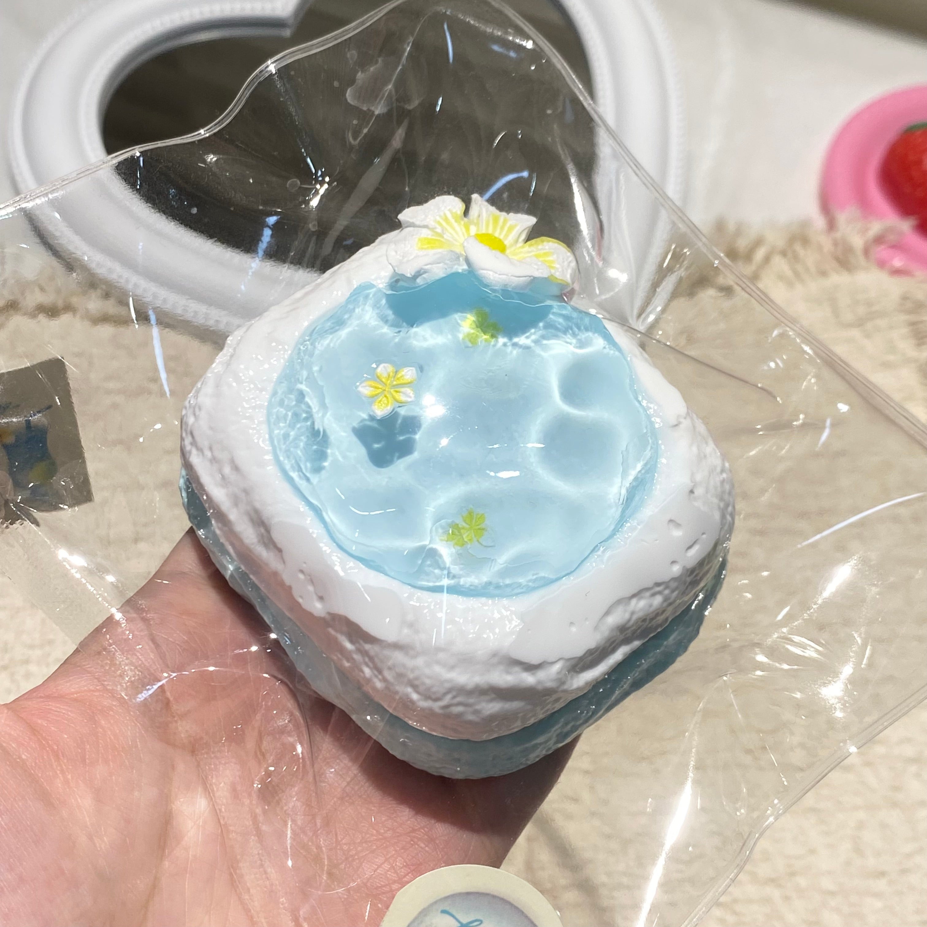 【Summer swimming pool】Squishy Stress Relief Toy