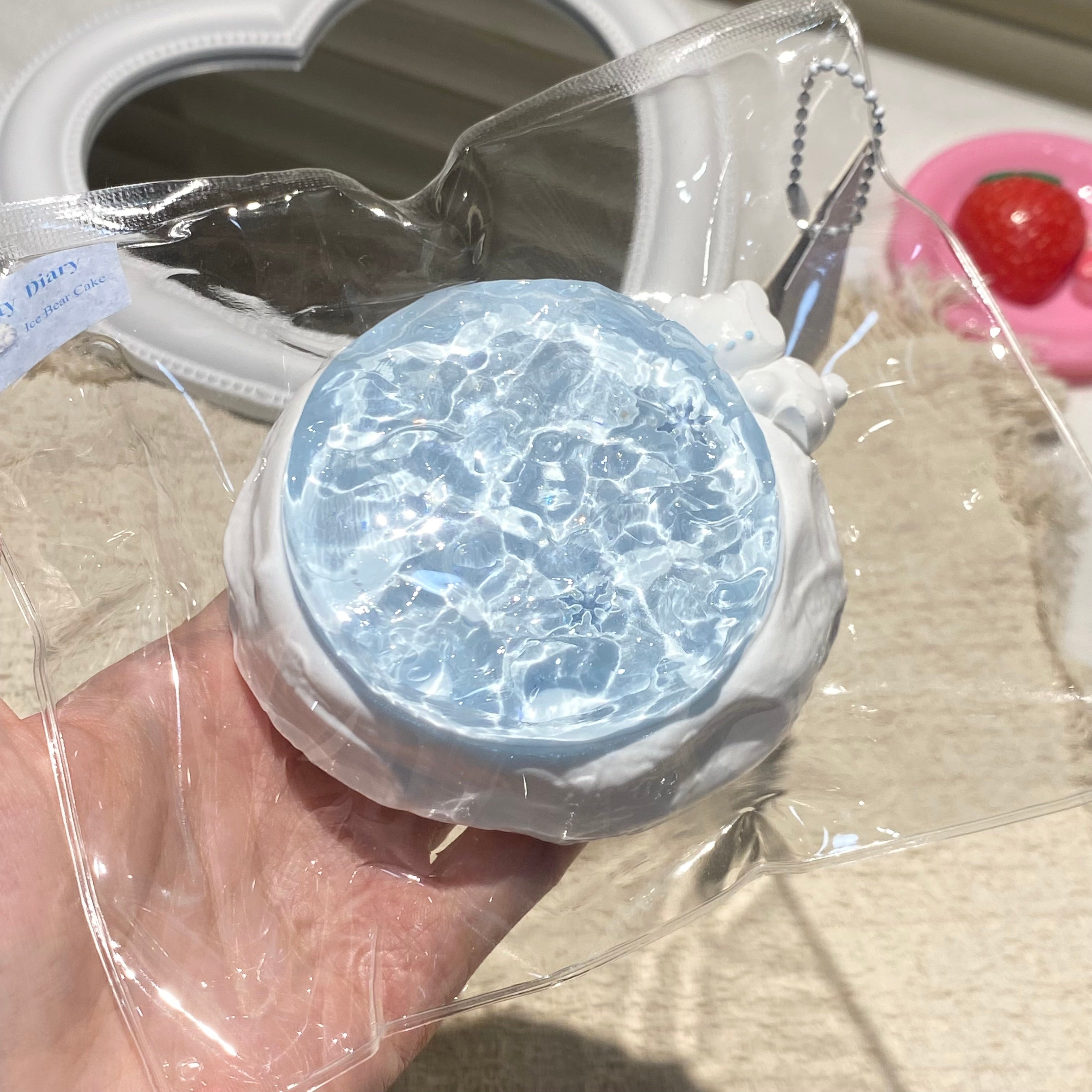 【Glaciers and Bears】Squishy Stress Relief Toy