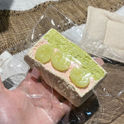 【Large toast with green grape and guava】Squishy stress relief toy