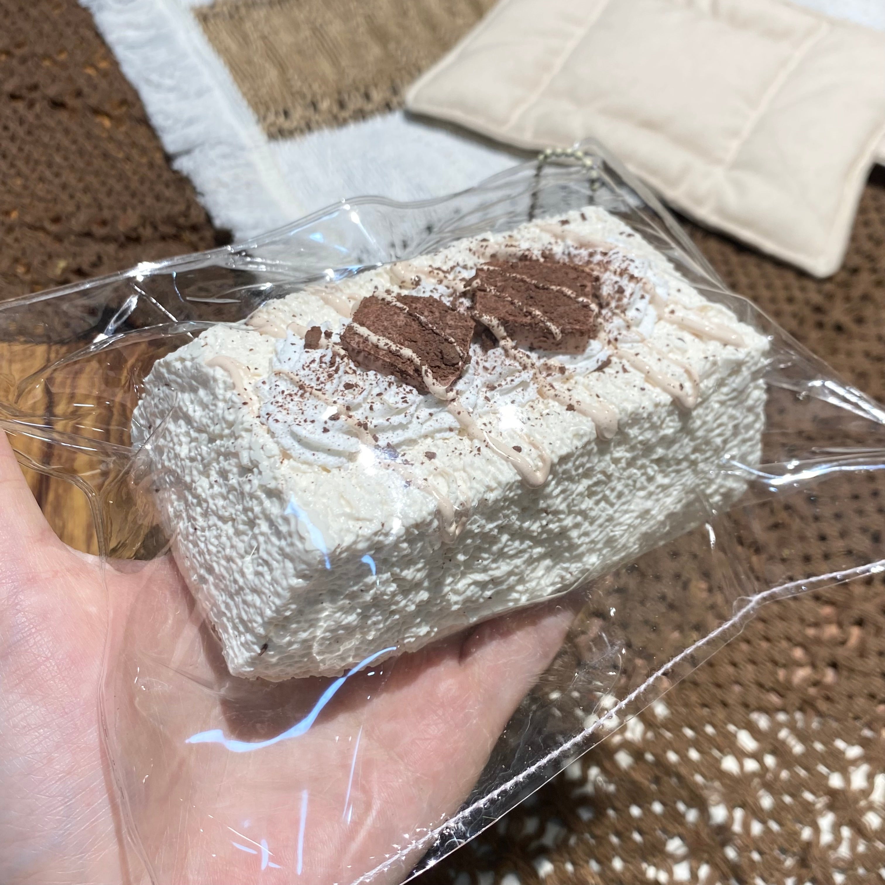 【Coconut Chocolate Long Toast】Squishy stress relief toy