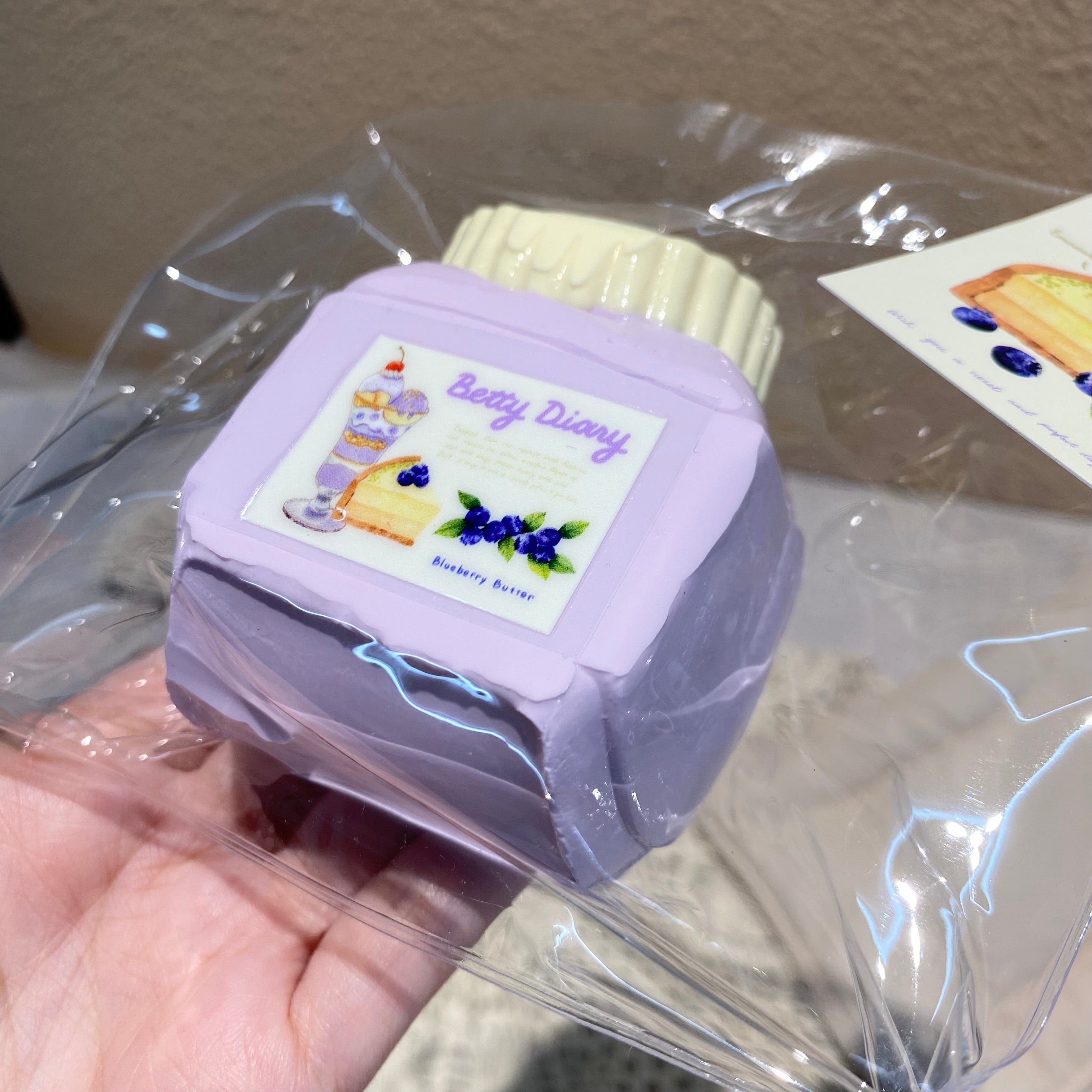 【Blueberry Basque Sauce】Squishy stress relief toy