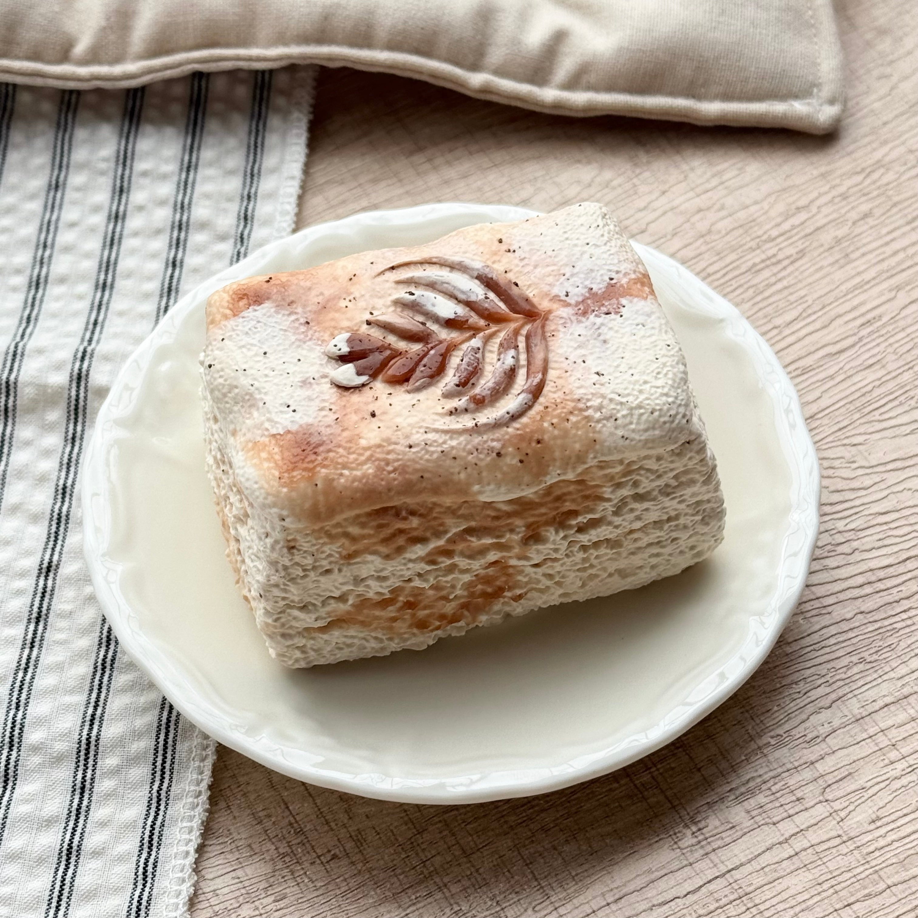 【Brown Sugar Latte Art Toast】Squishy Stress Relief Toy