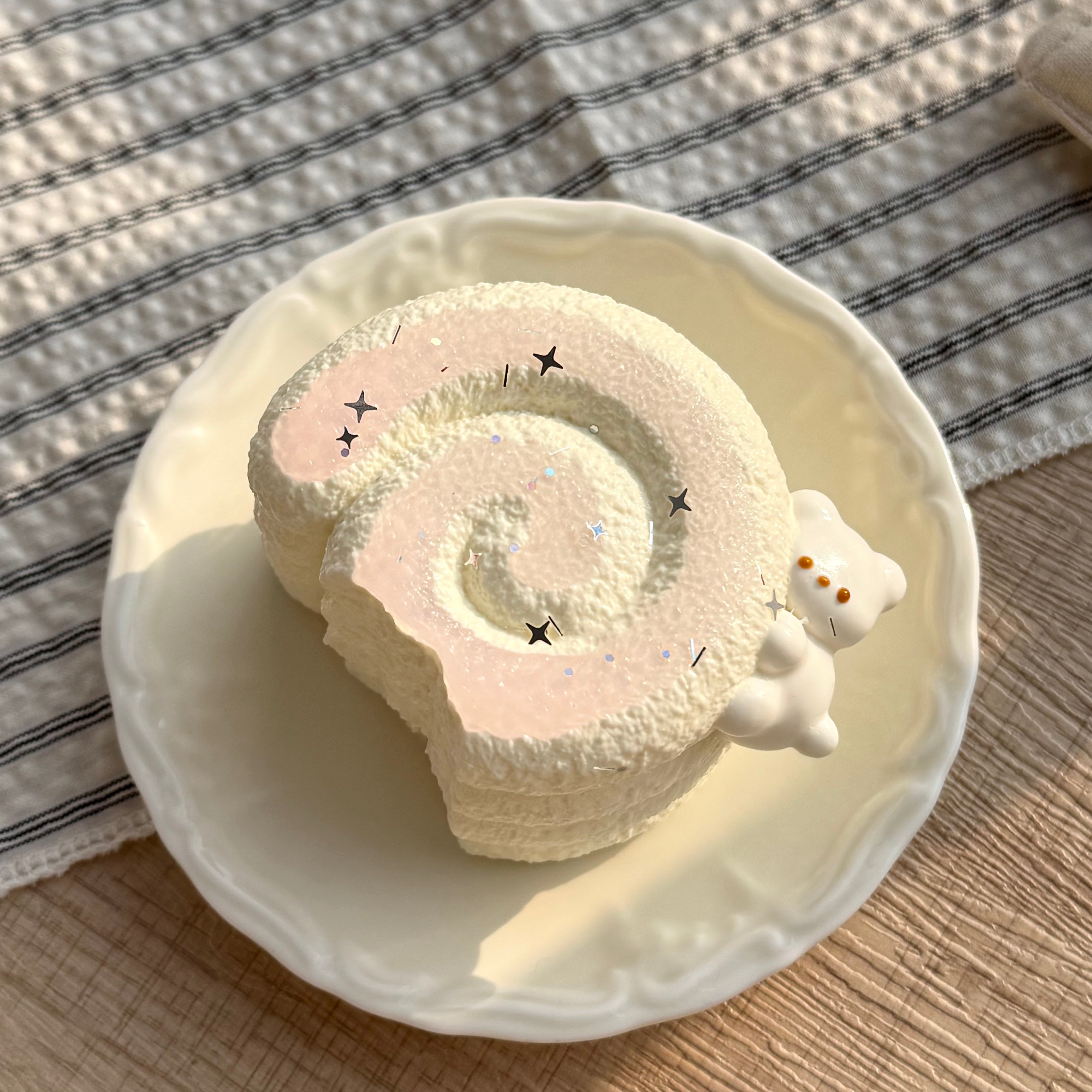 【Strawberry Cream Roll】Squishy Stress Relief Toy
