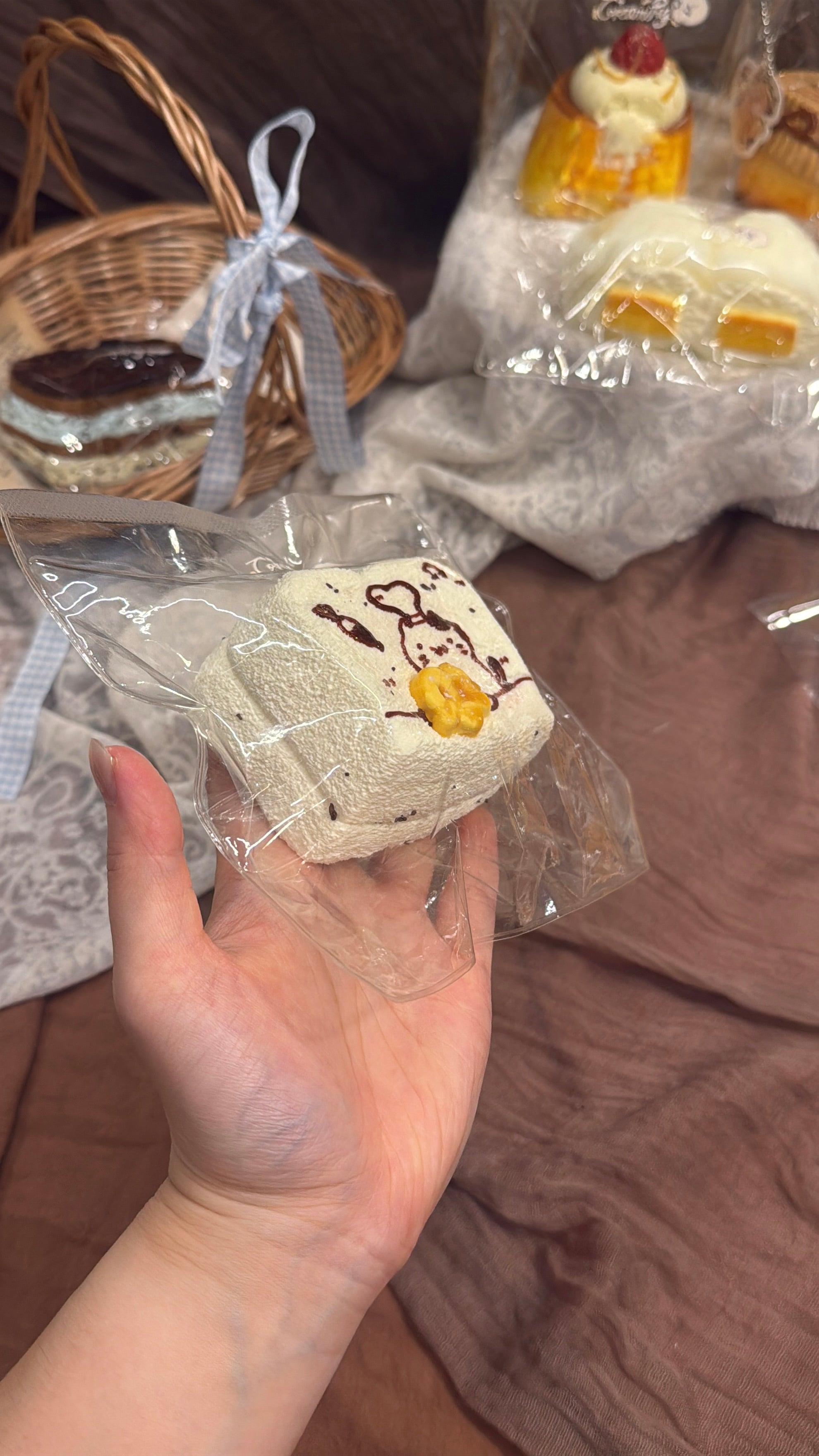 CreamPig Studio【手描きねこちゃんトースト】 Squishy Collectibles