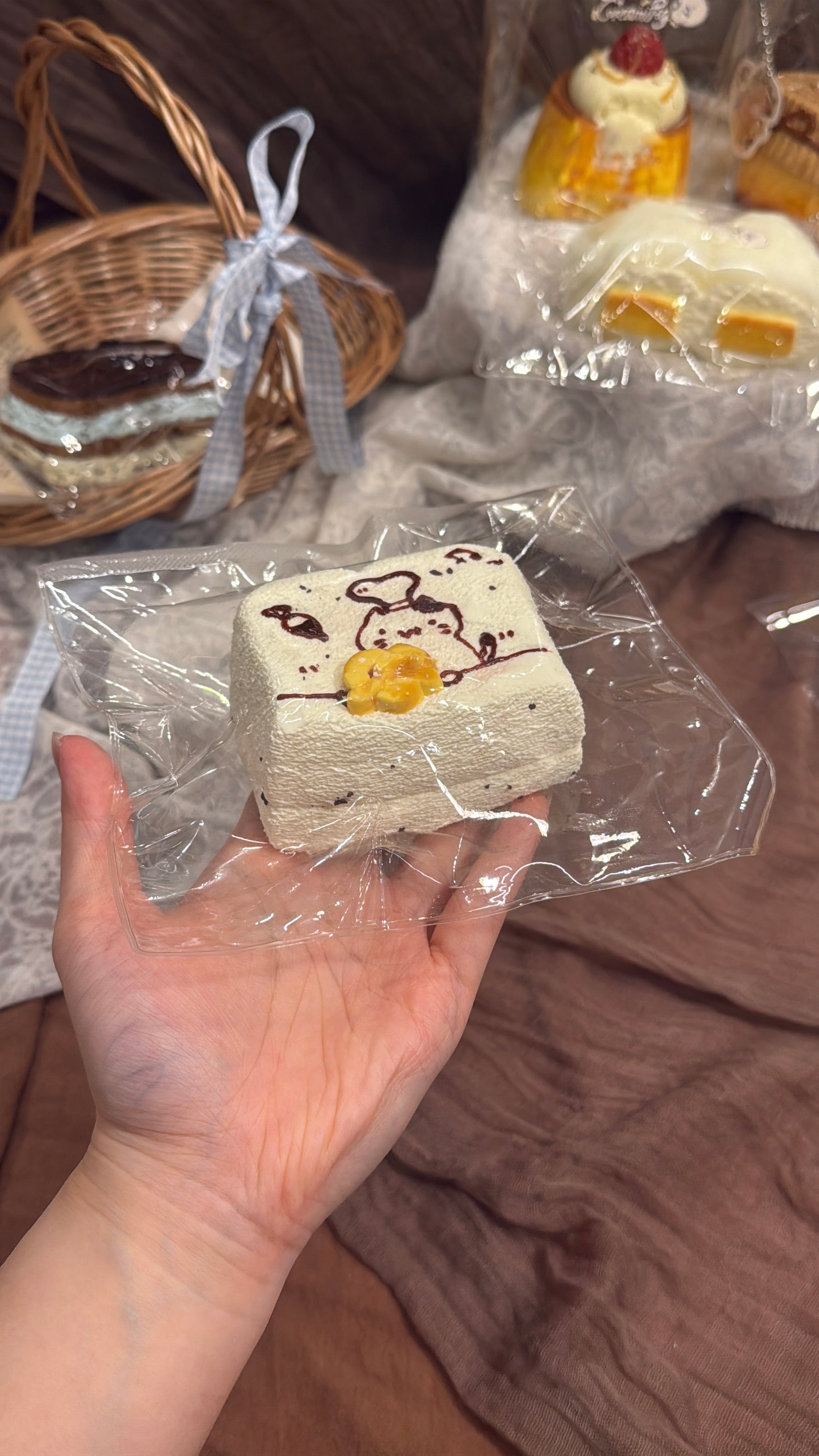 CreamPig Studio【手描きねこちゃんトースト】 Squishy Collectibles