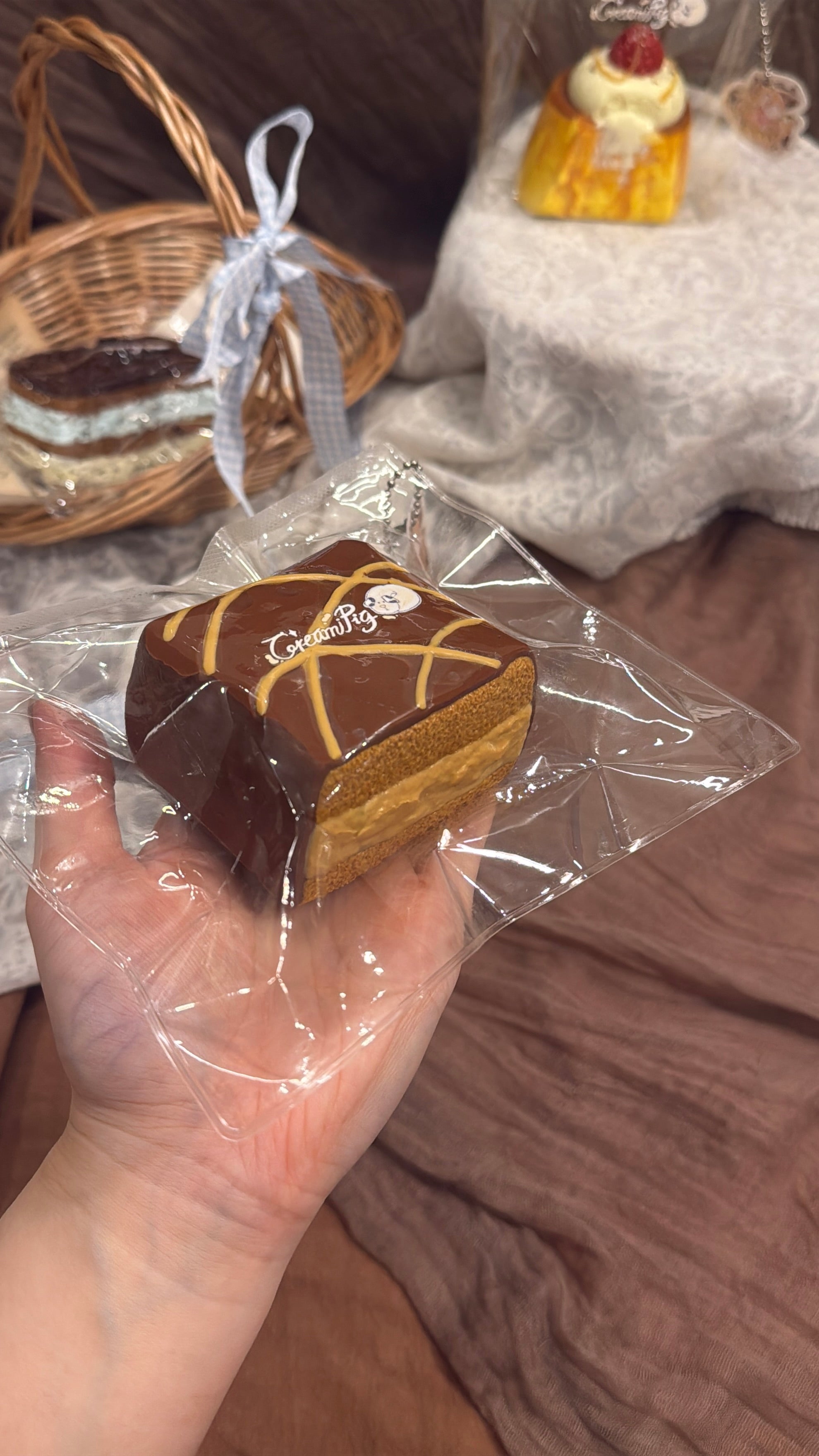 CreamPig Studio【チョコパイ】 Squishy Collectibles