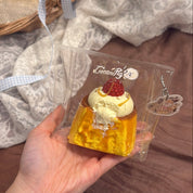 CreamPig Studio【プリンを一口かじる 🍮✨】 Squishy Collectibles