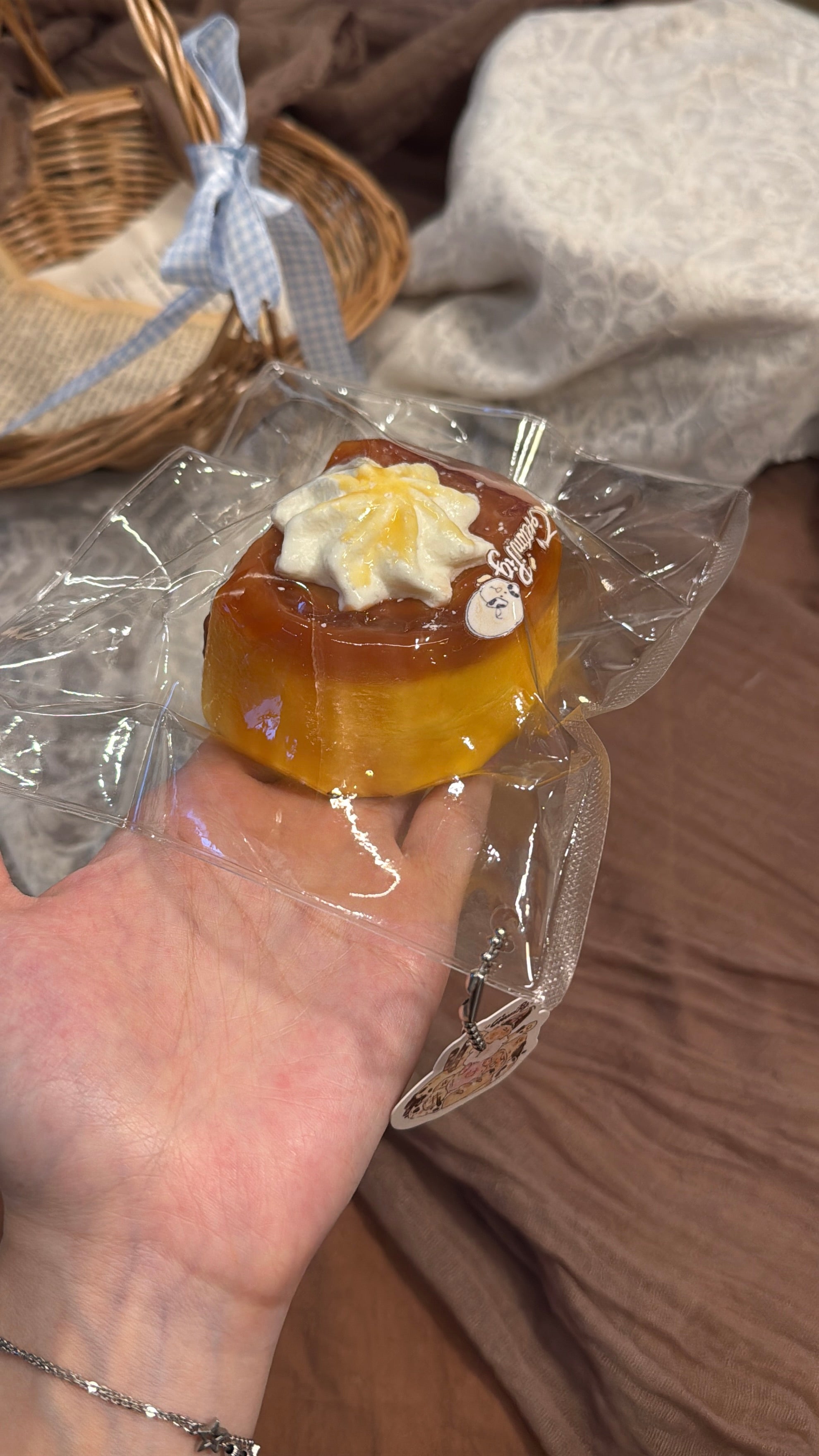CreamPig Studio【キャラメルプリンケーキ】 Squishy Collectibles