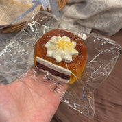 CreamPig Studio【キャラメルプリンケーキ】 Squishy Collectibles