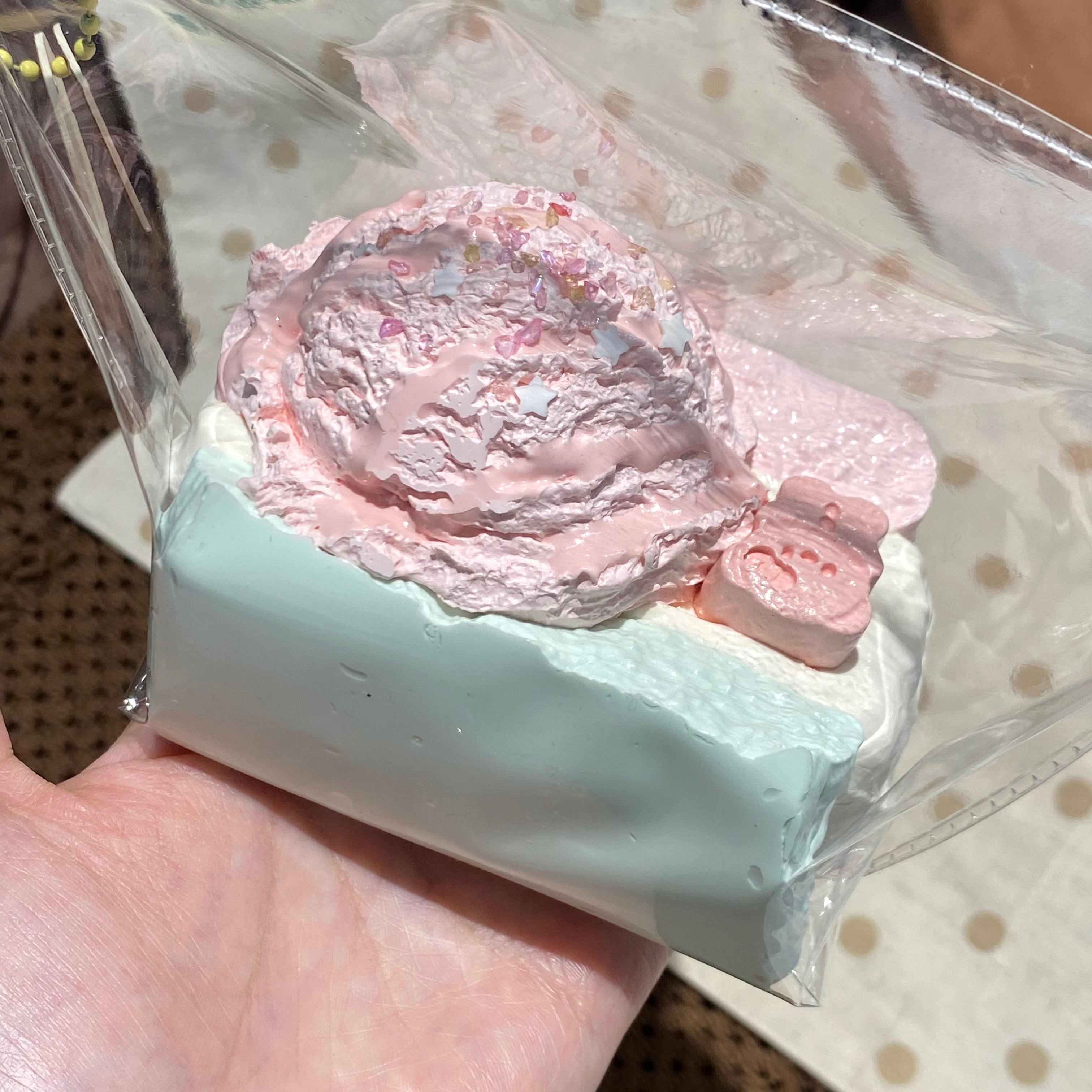 【MAORONG  Ice Cream Toast】Squishy Stress Relief Toy