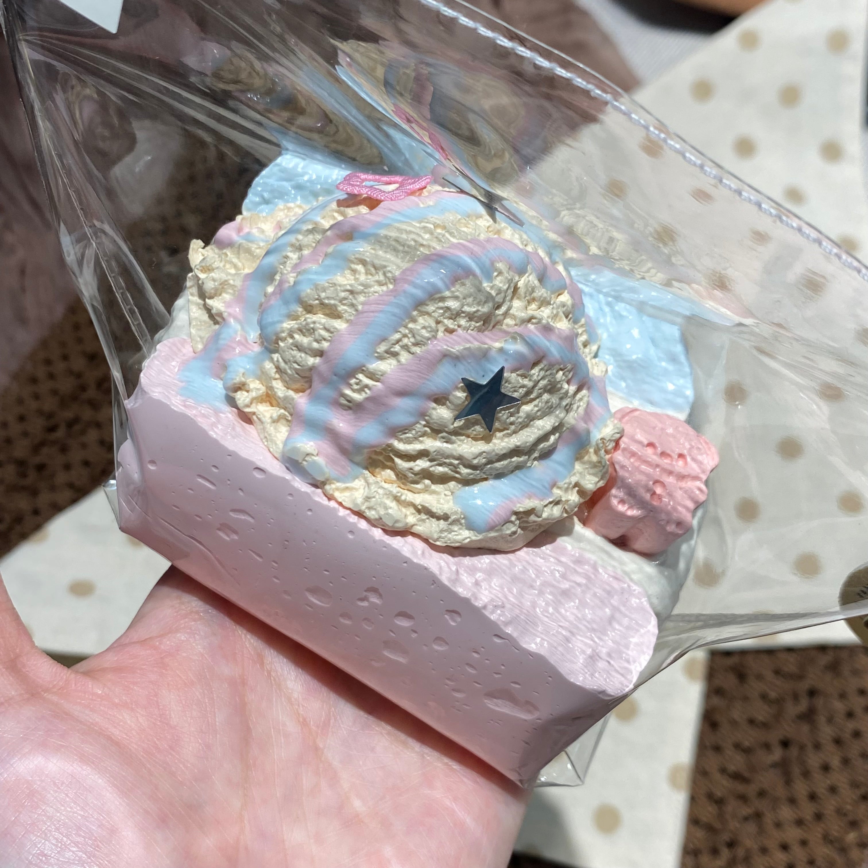 【MAORONG  Ice Cream Toast】Squishy Stress Relief Toy