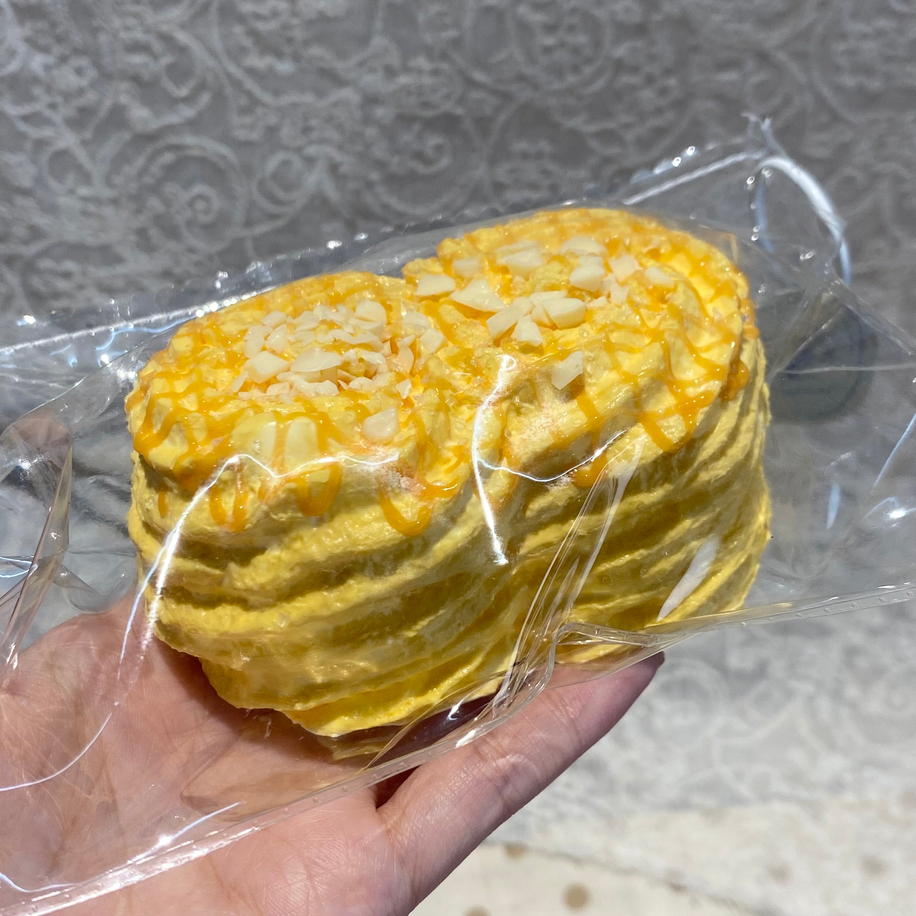 【Caramel Almond Toast】Squishy stress relief toy