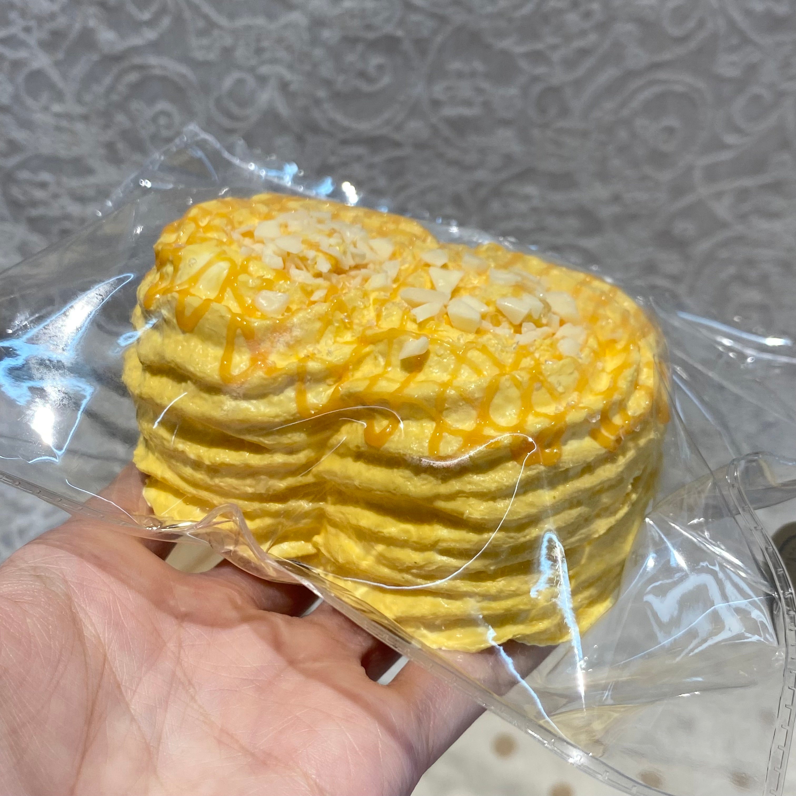 【Caramel Almond Toast】Squishy stress relief toy