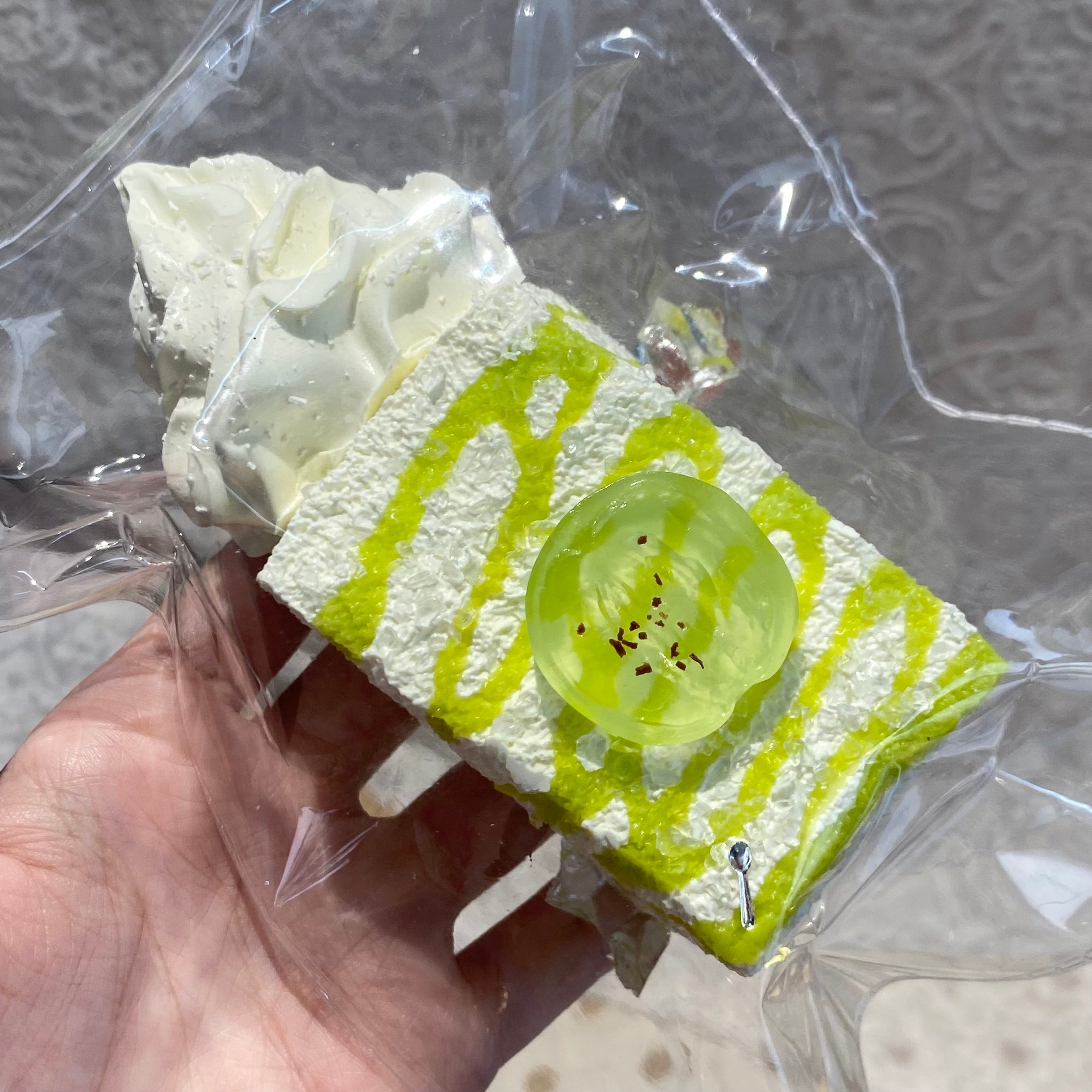 【Green Grape Snow Top Toast】Squishy stress relief toy