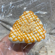 【Caramel Almond Soy Milk Basque Cheesecake】Squishy stress relief toy