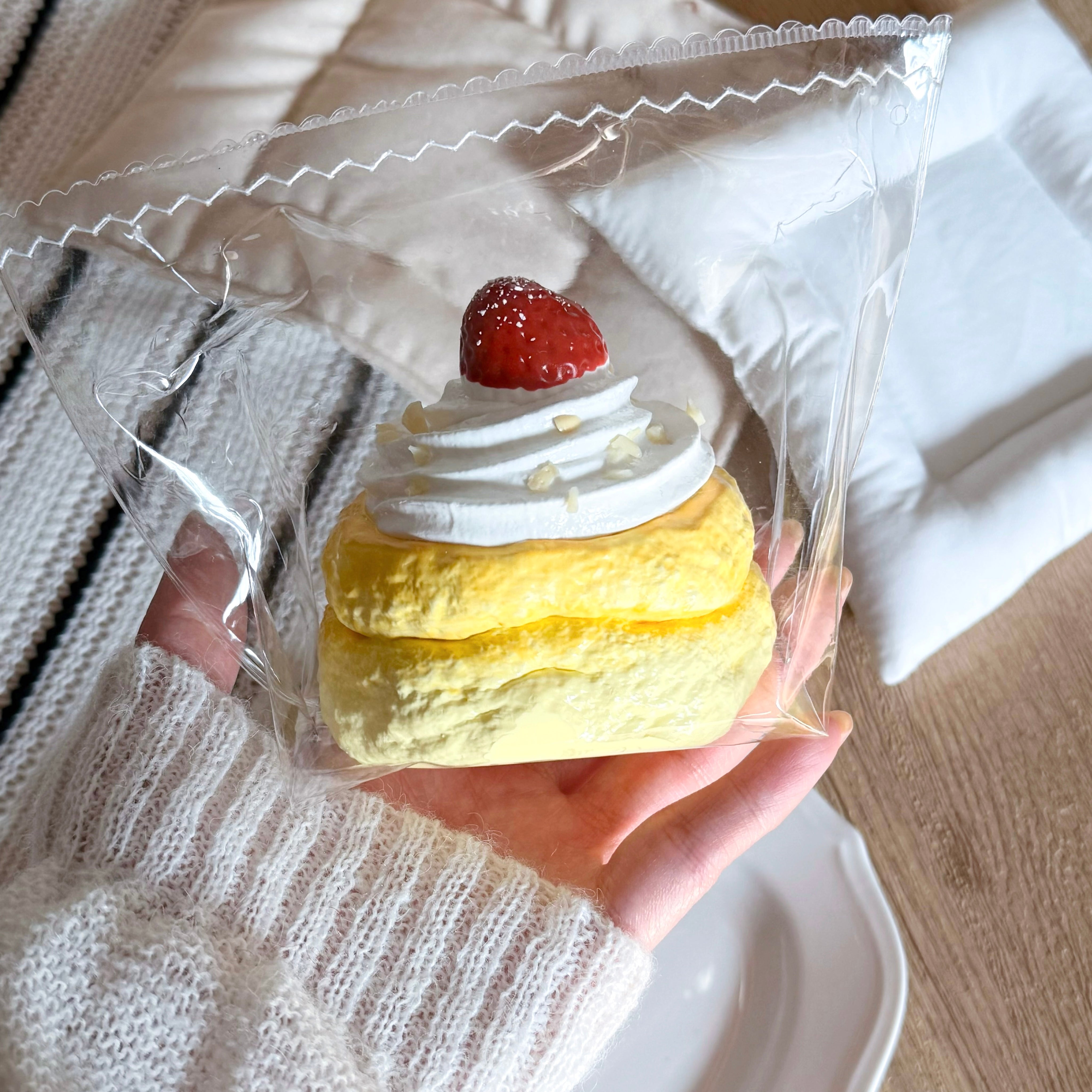 【Strawberry Topped Pancake】Squishy Stress Relief Toy