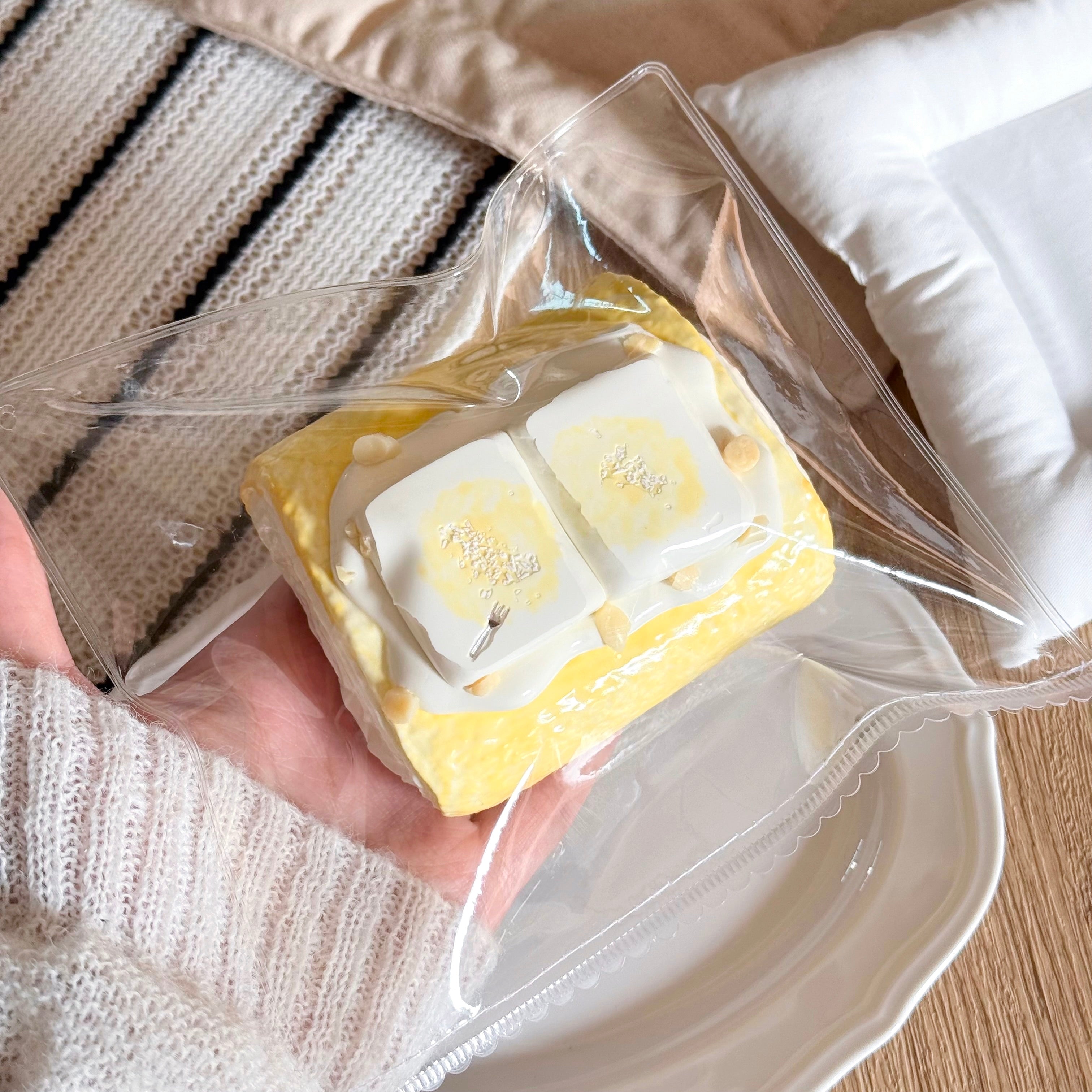 【Butter Soy Milk Roll Cake】Squishy Stress-Relief Toy