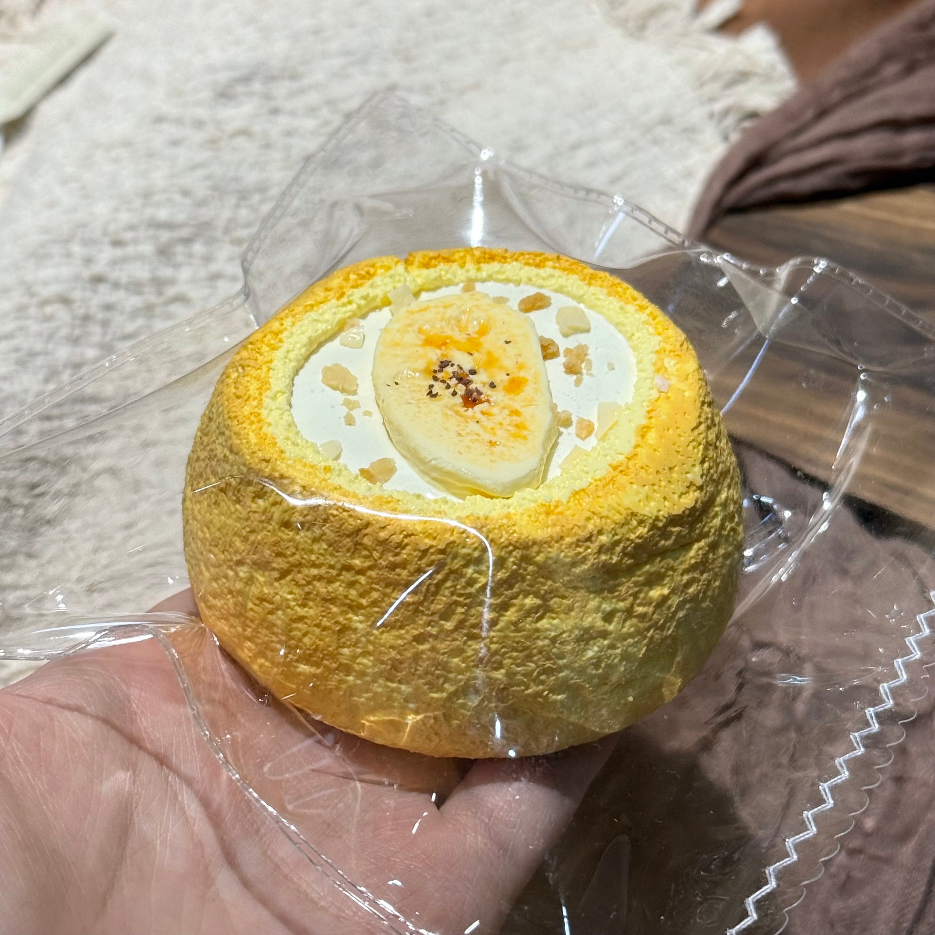 【Banana Chip Cream Chiffon Cake】Squishy Stress Relief Toy