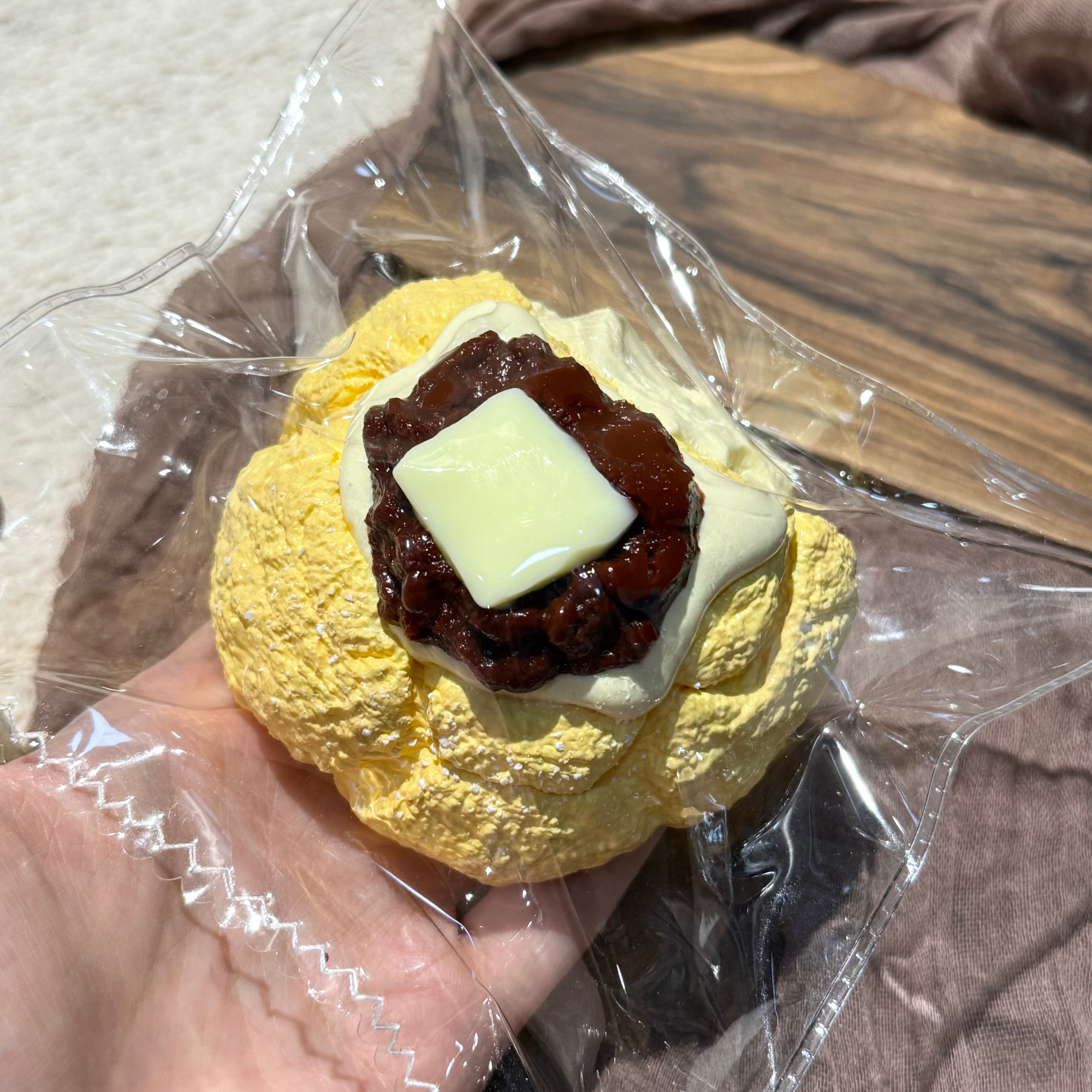 【Red Bean Butter Puff】Squishy Stress Relief Toy
