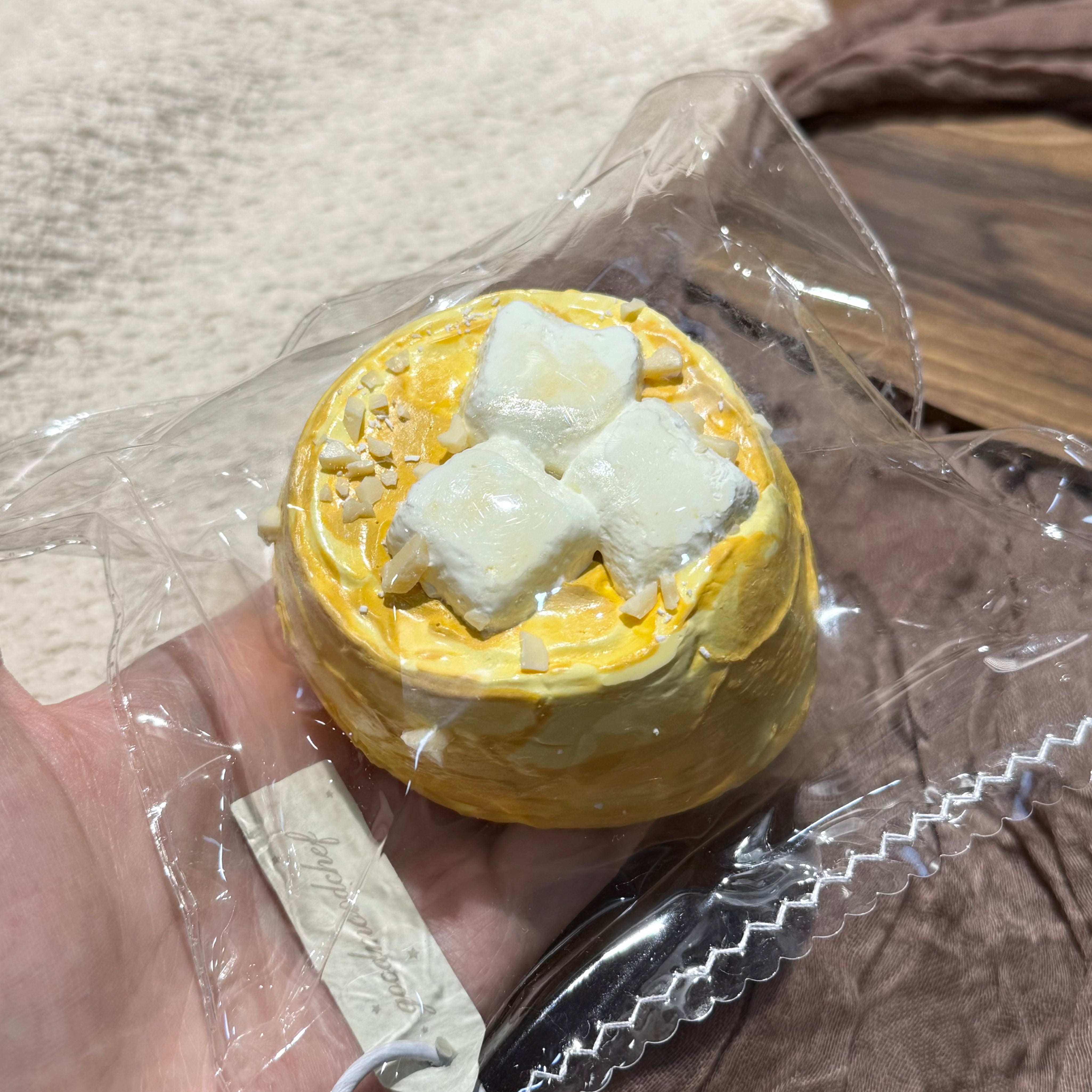 【Soy Milk Marshmallow Basque Cheesecake】Squishy stress relief toy