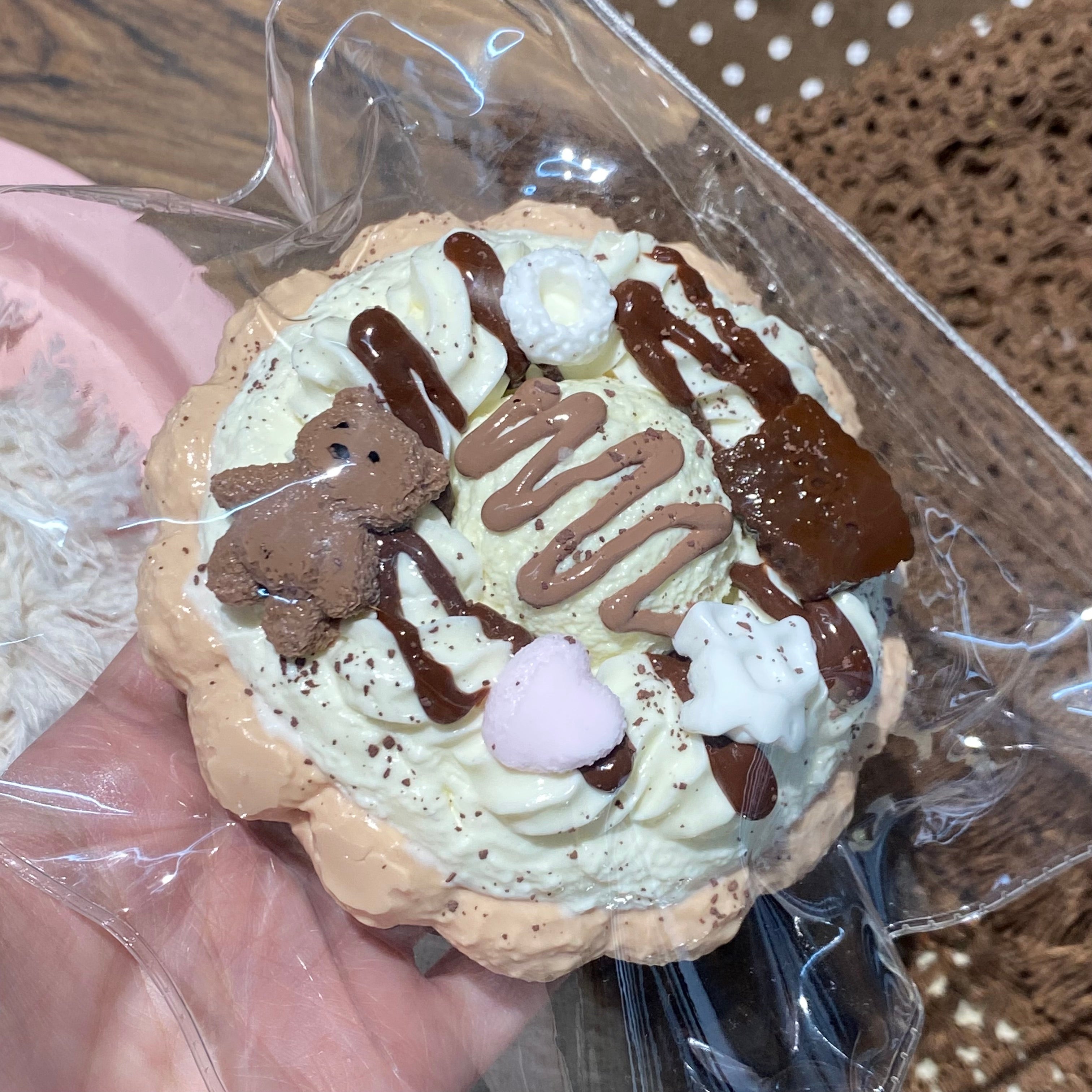 Doro studio  【Little Bear Chocolate Donuts】Squishy stress relief toy