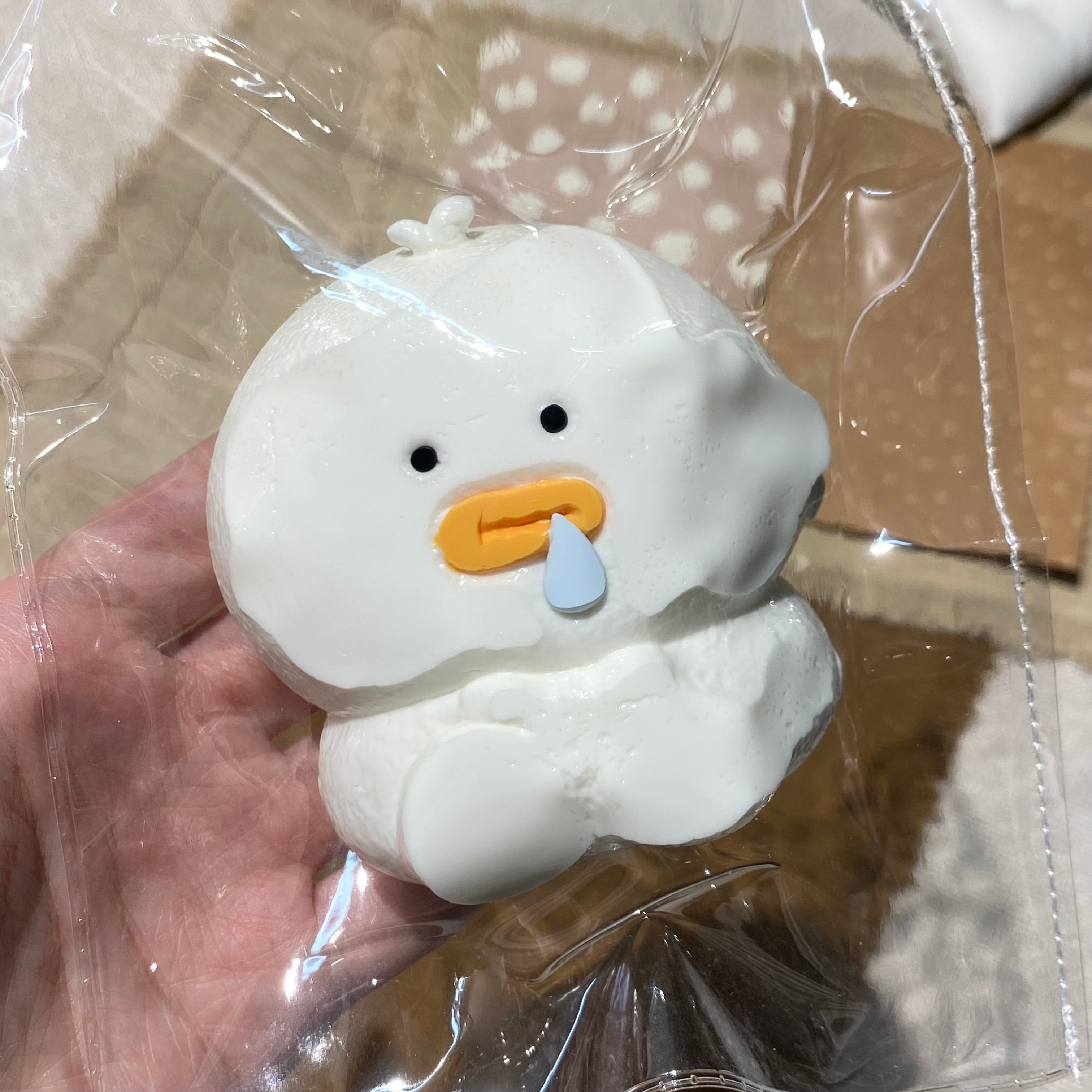 Doro studio  【fluffy little rabbit】Squishy stress relief toy