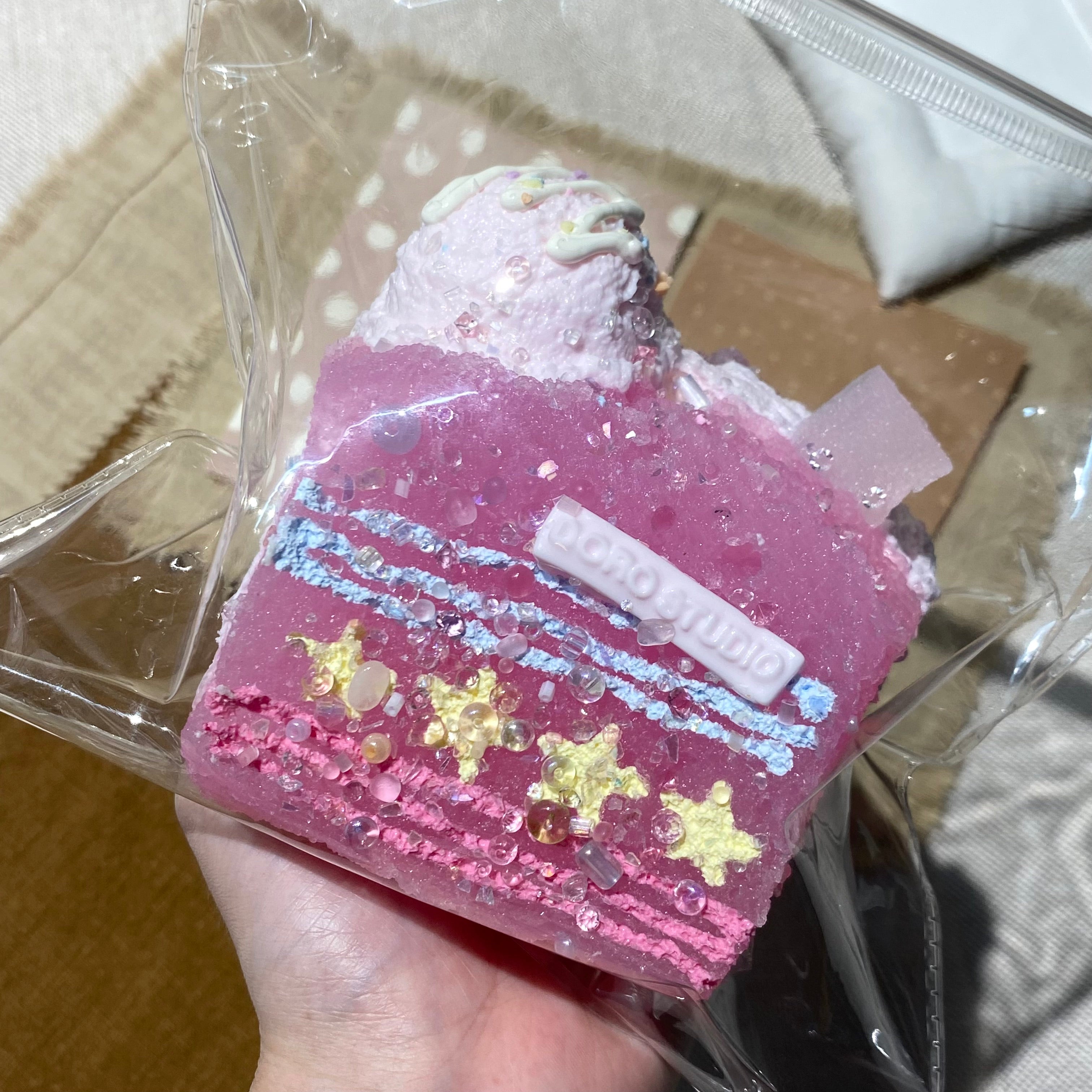 Doro studio【三層トースト】 Squishy stress relief toy