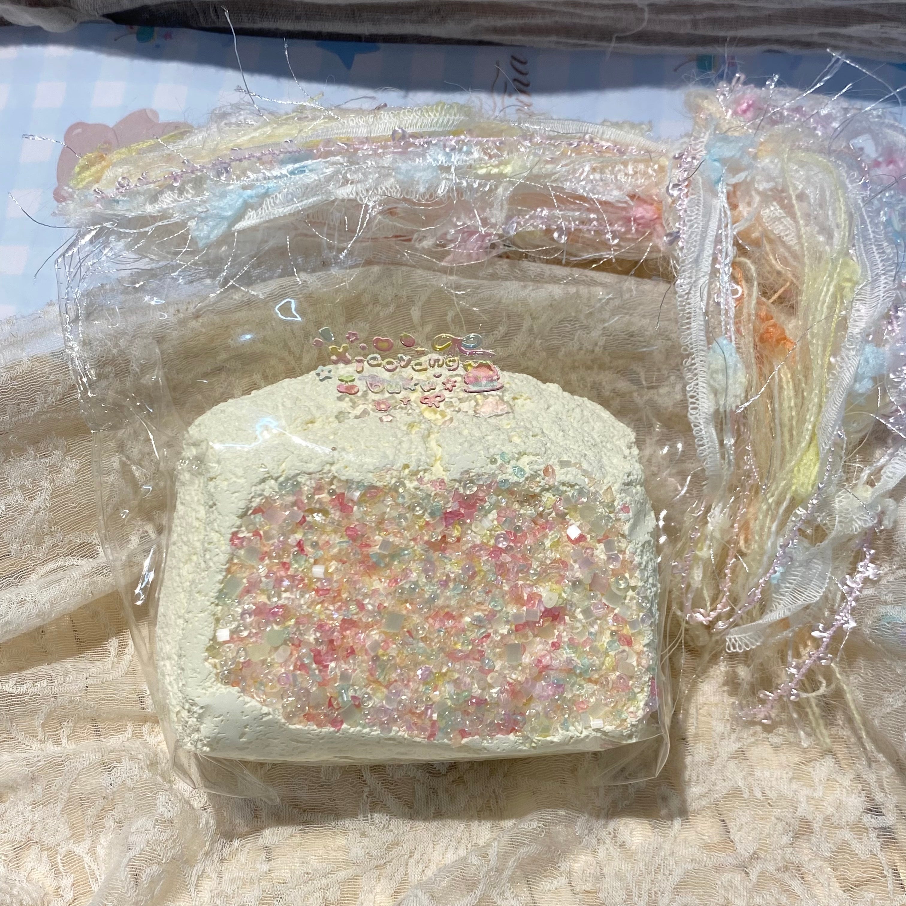 【子羊よ、泣かないで】ネオンマカロン  Squishy stress relief toy