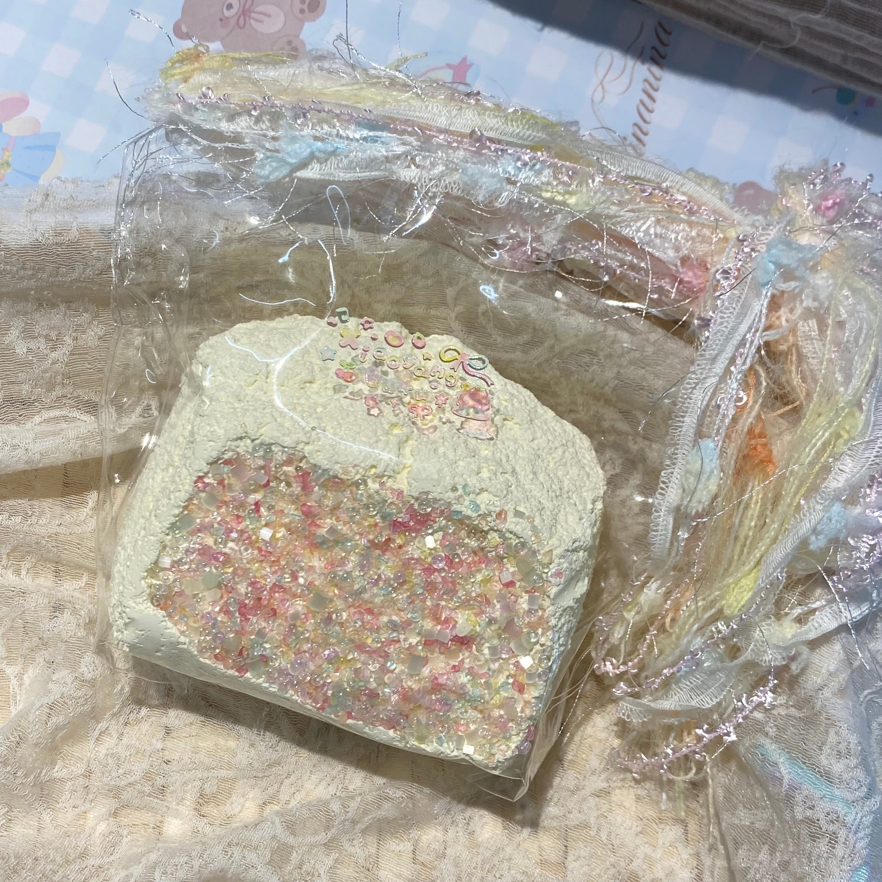 【子羊よ、泣かないで】ネオンマカロン  Squishy stress relief toy