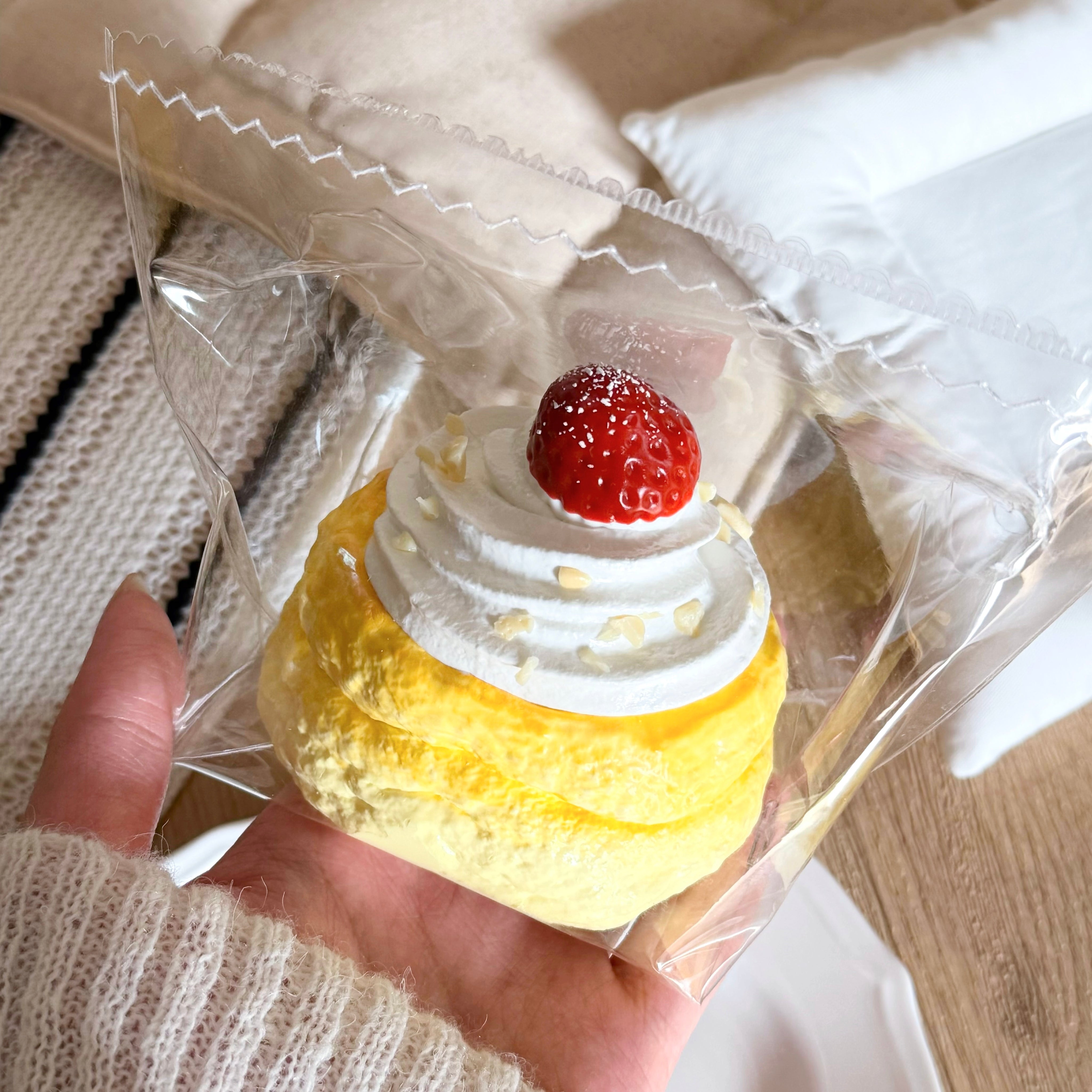 【Strawberry Topped Pancake】Squishy Stress Relief Toy