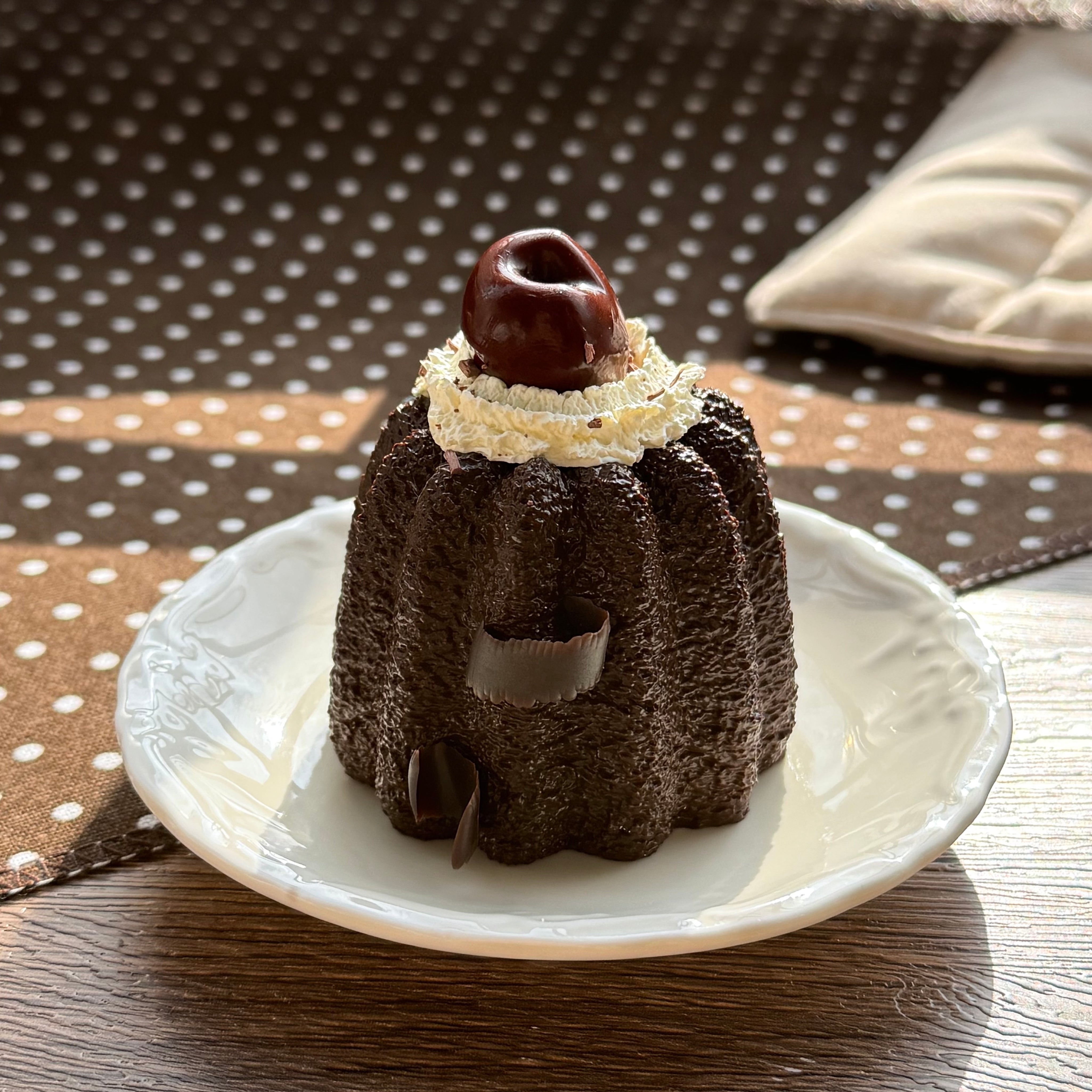 【黒い森テイストのカヌレ】プニプニストレス解消おもちゃ