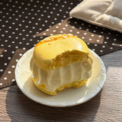 【Bite-Sized Caramel Macaron】 Squishy Stress Relief Toy