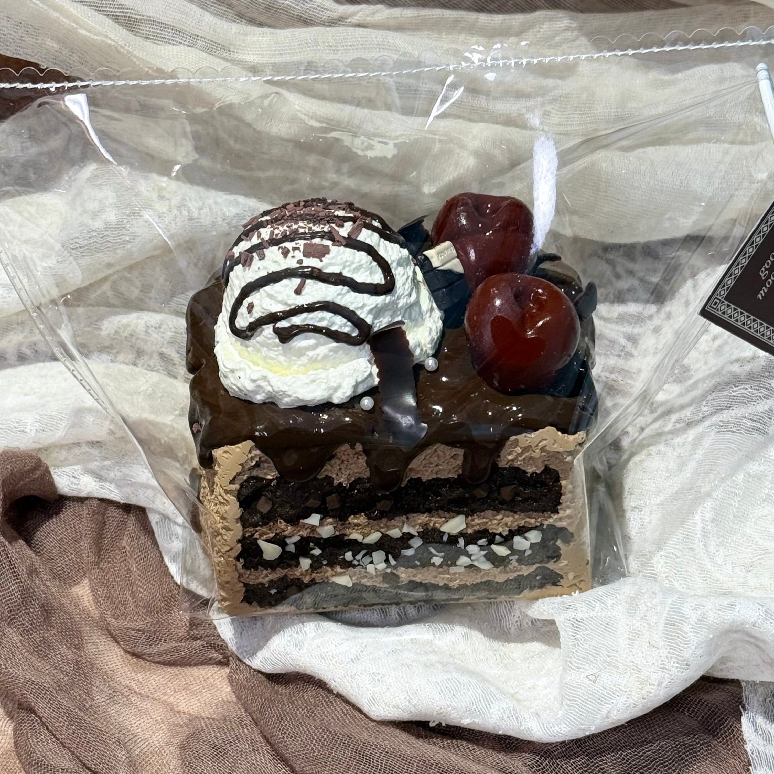 【Cherry Black Forest Toast】Squishy stress relief toy